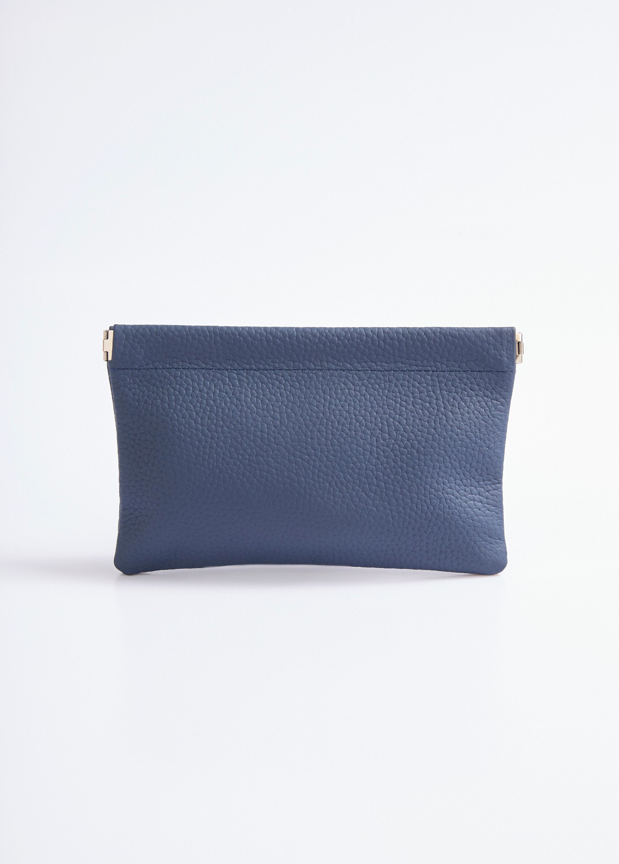 Small_leather_pouch_with_rigid_closure_Marine_DE2_slim