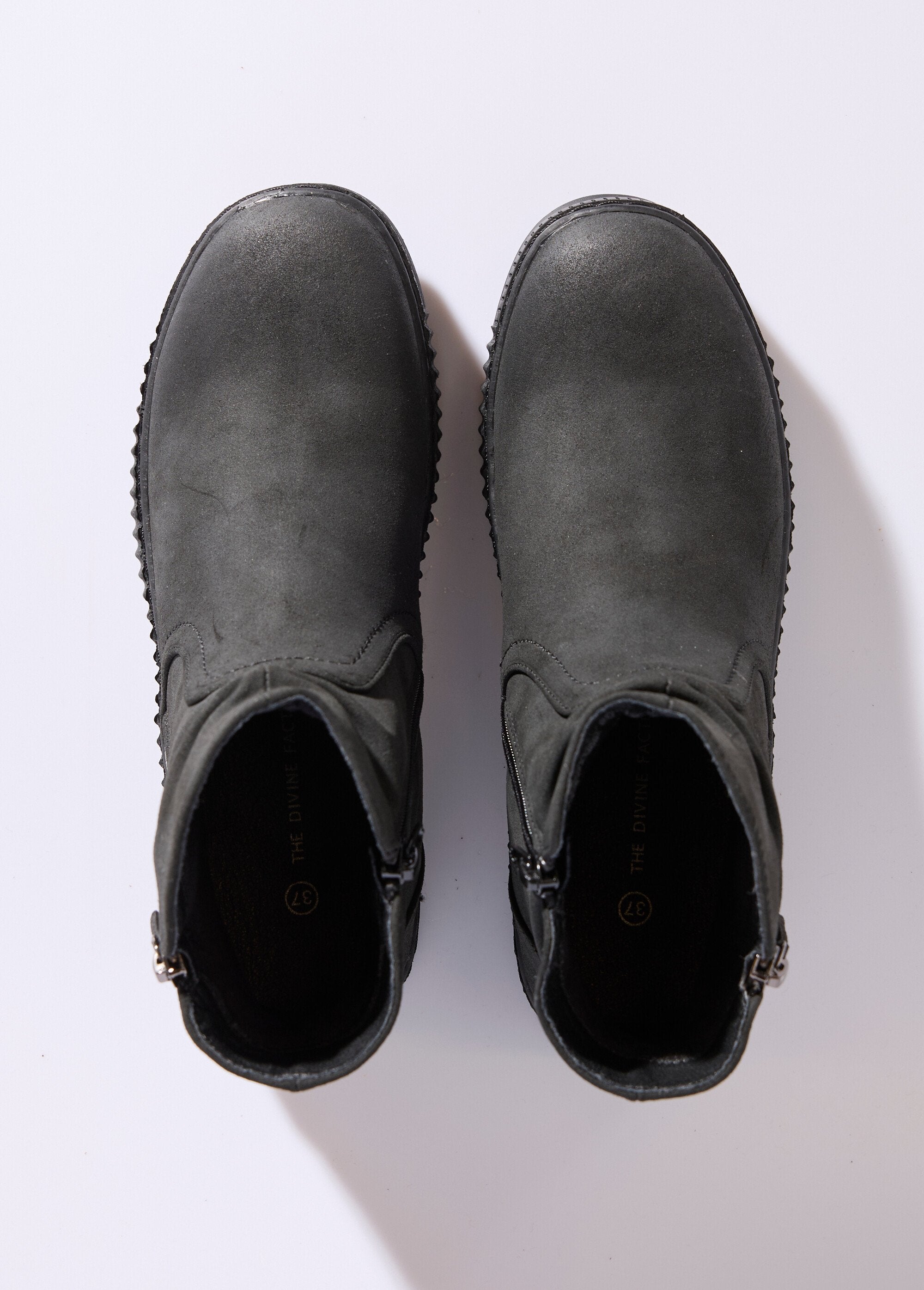 Suede_boots_with_wedge_sole_Black_OV1_slim