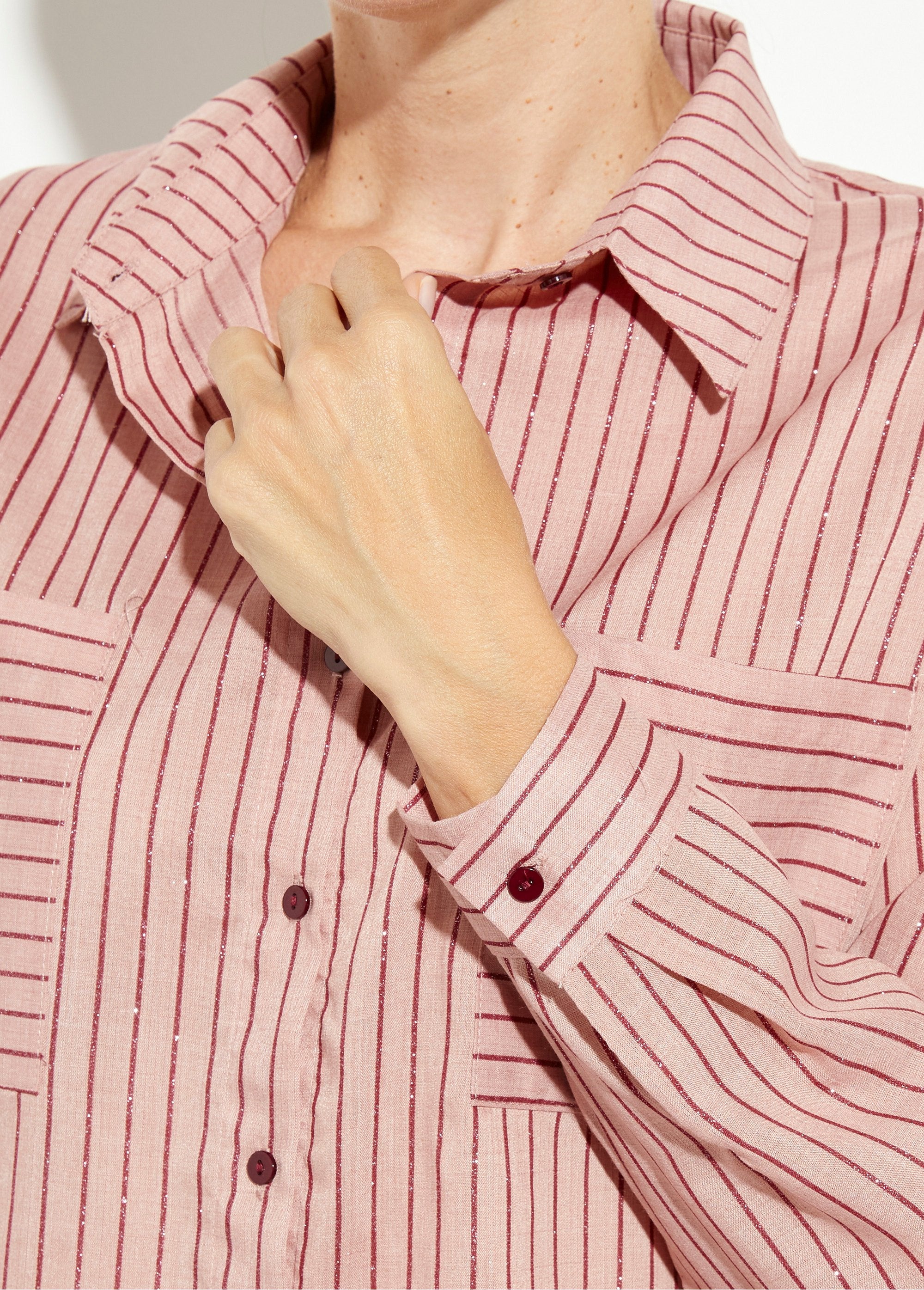 Sequined_striped_blouse,_fine_veil_Pink_and_burgundy_DE1_slim