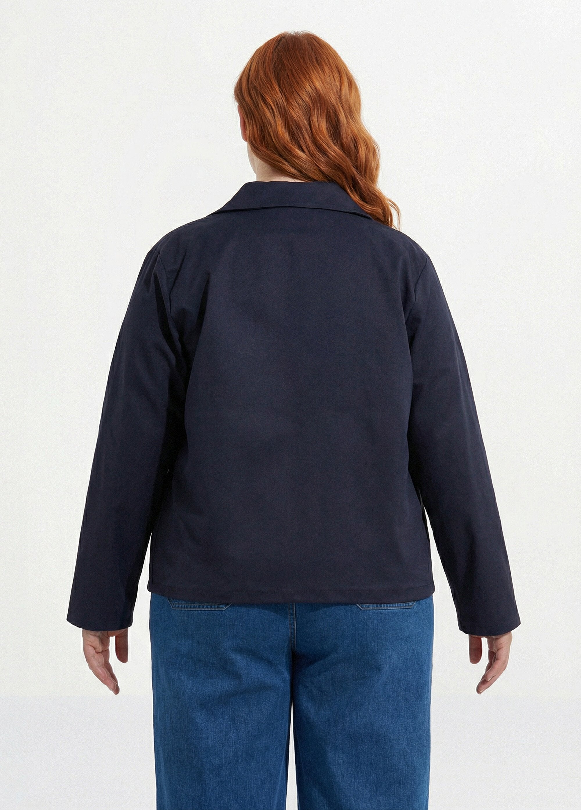 Short_cotton_jacket,_Peter_Pan_collar_Marine_DO1_curvy