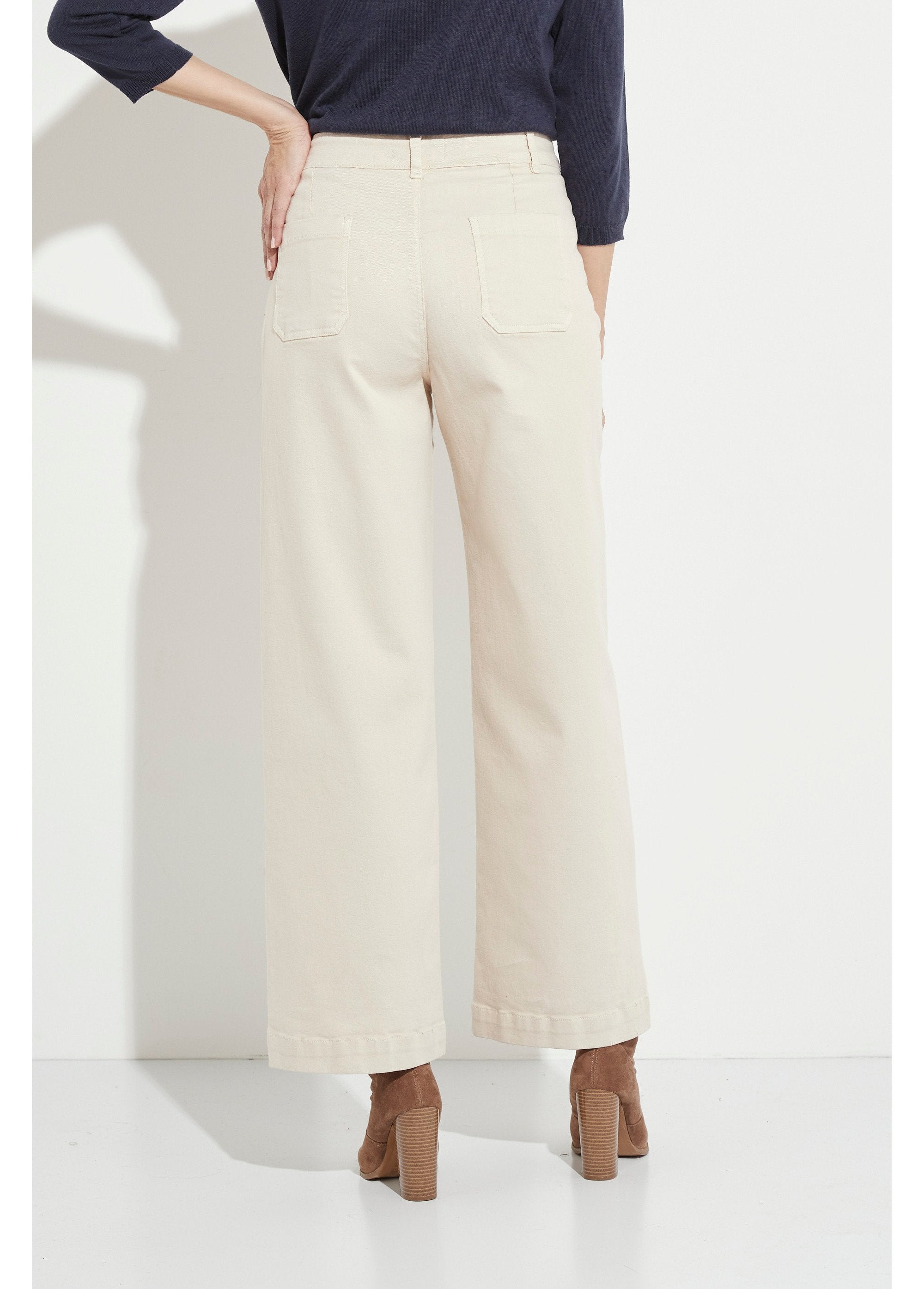 Extra_stretch_denim_wide_leg_jeans_with_4_pockets_Ecru_DO1_slim