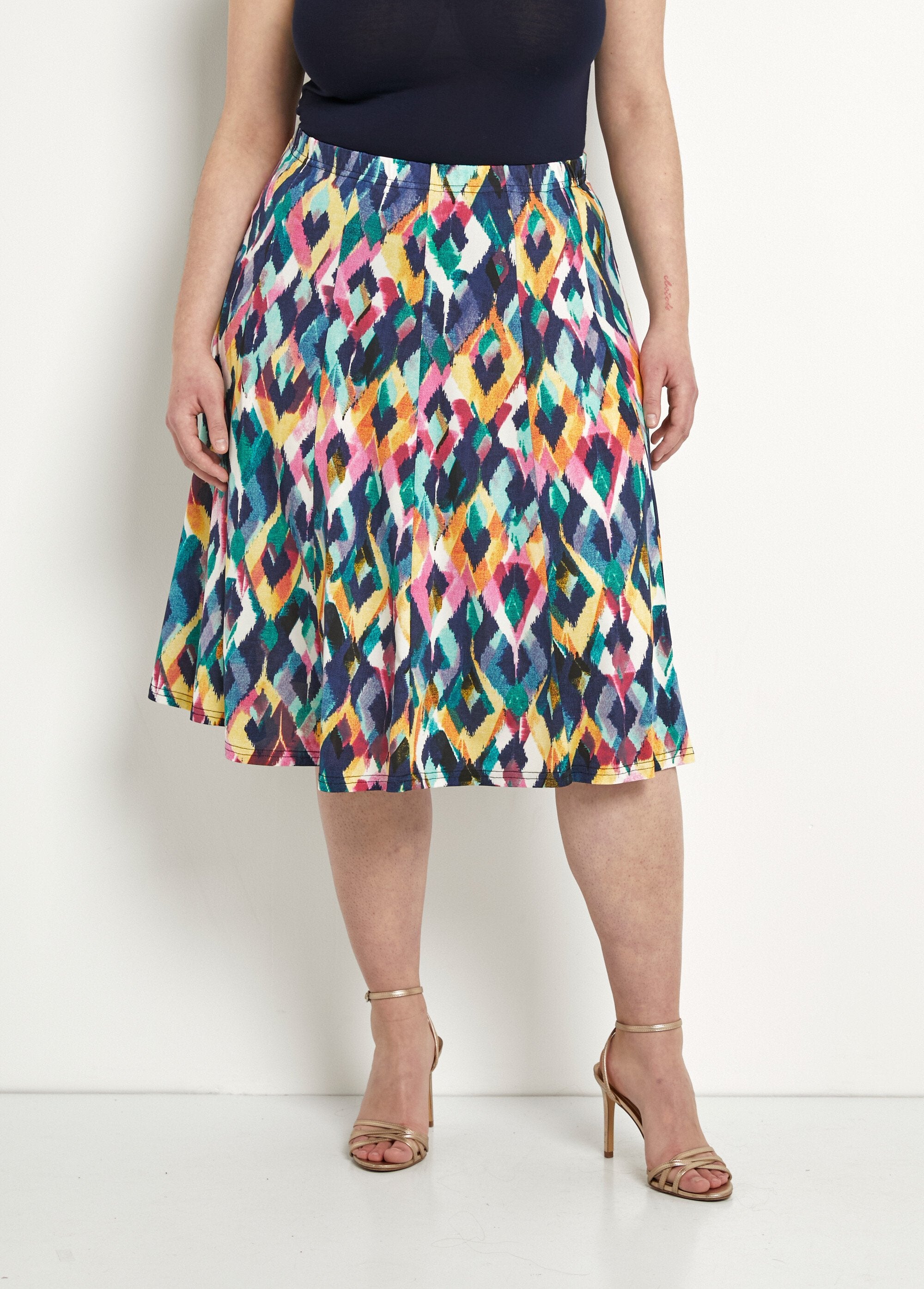 Printed_flared_mid-length_skirt_Multicolor_FA1_curvy