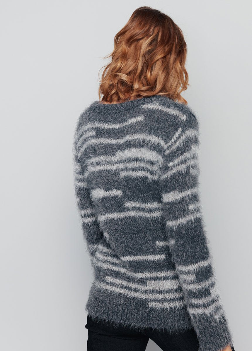 Pull_maille_douce_effet_poilu_Gris_et_argent_DO1_slim