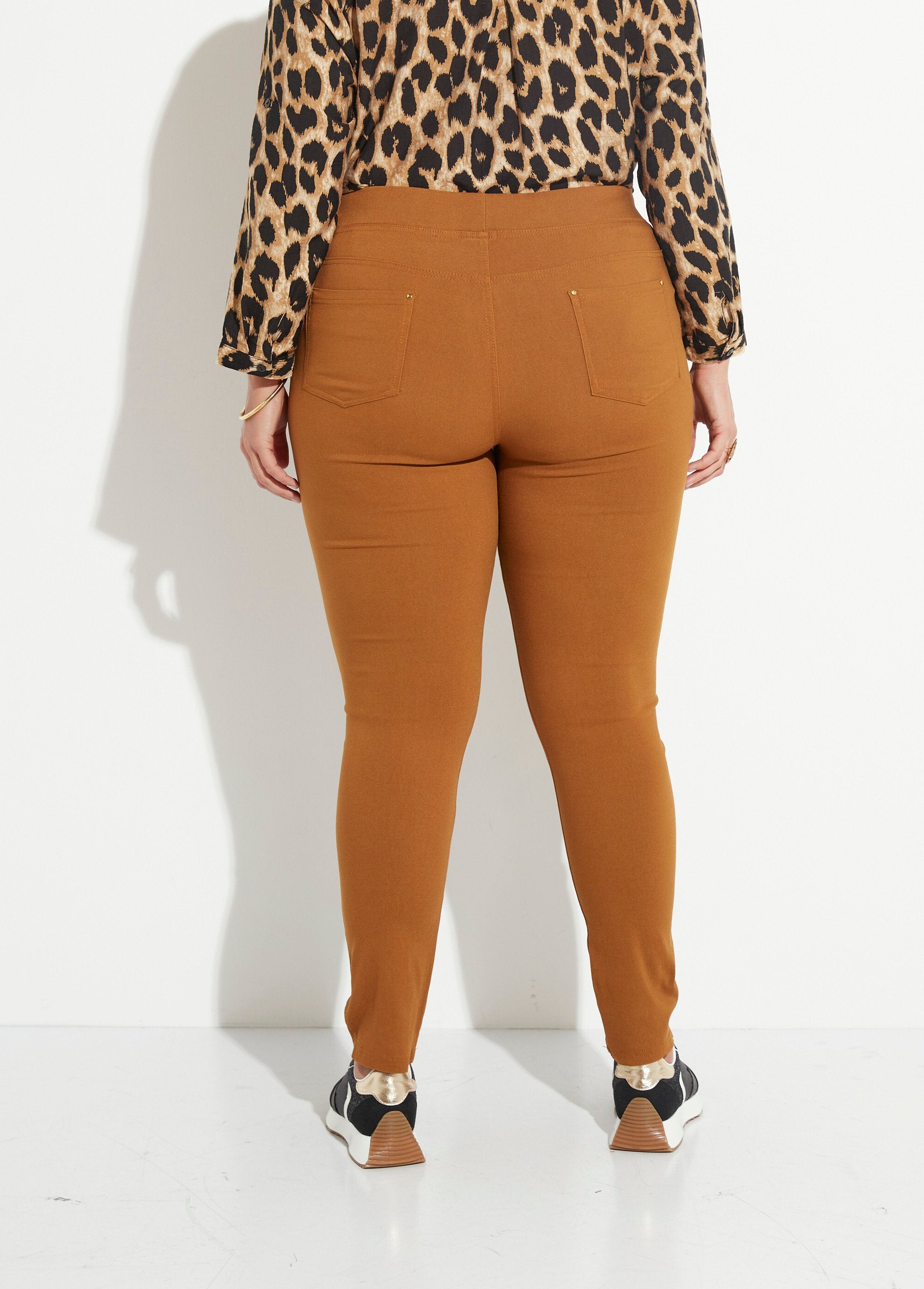 Stretch_pants_with_elasticated_waist_camel_DO1_curvy