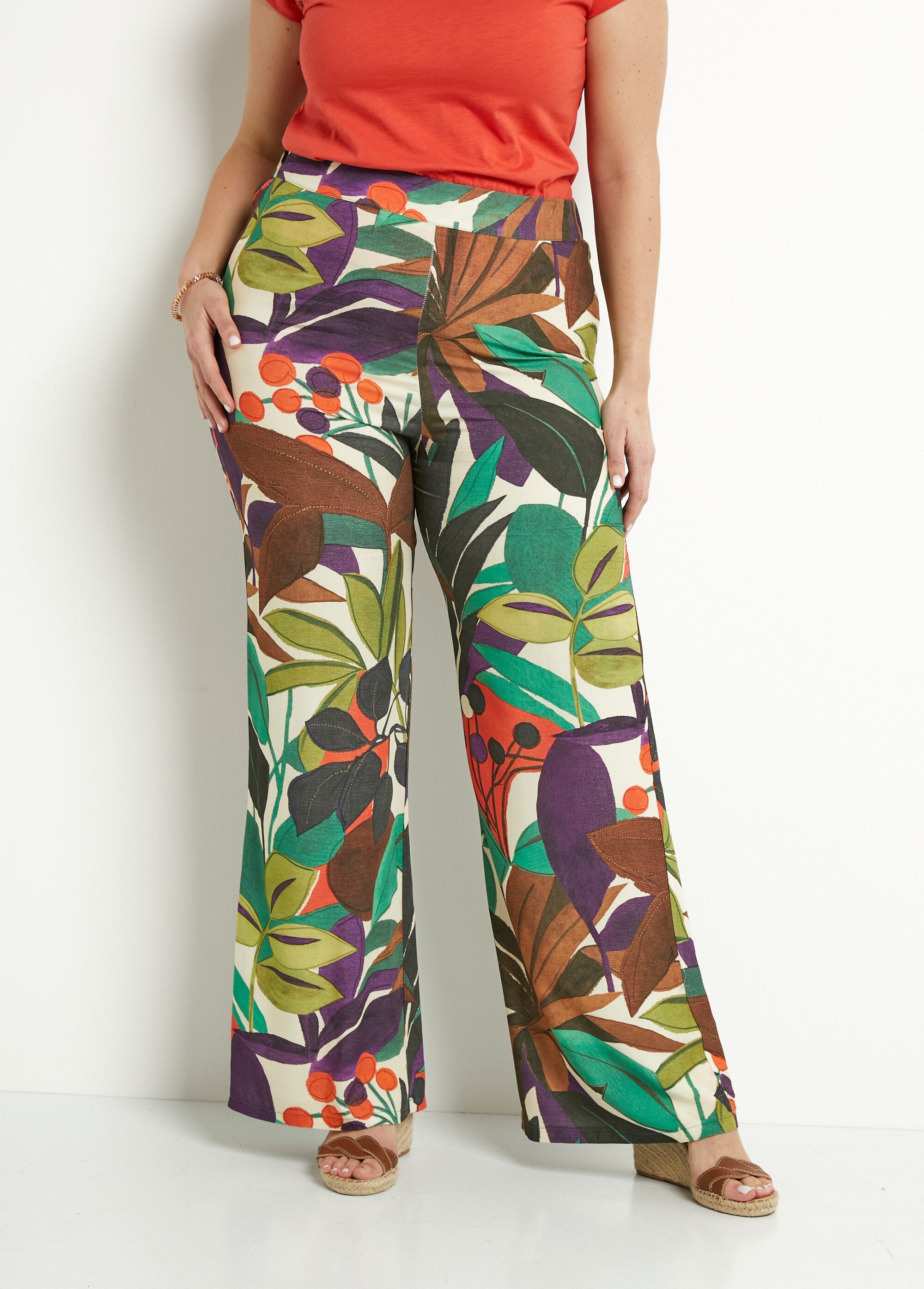 Wide_printed_elasticated_waist_pants_Multicolor_FA1_curvy