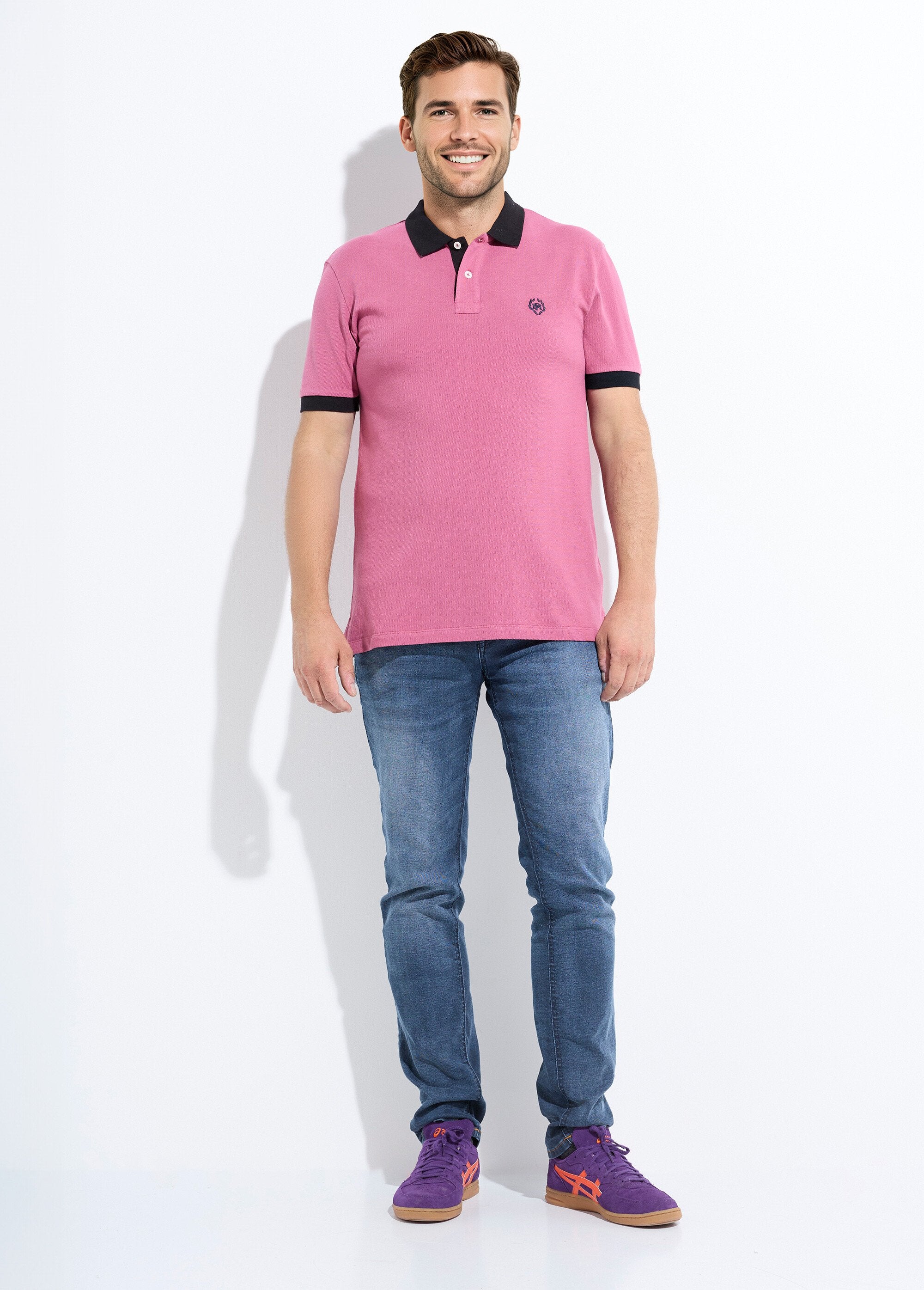 Men's_polo_shirt_with_contrasting_collar_and_sleeves_Dark_pink_SF1_slim