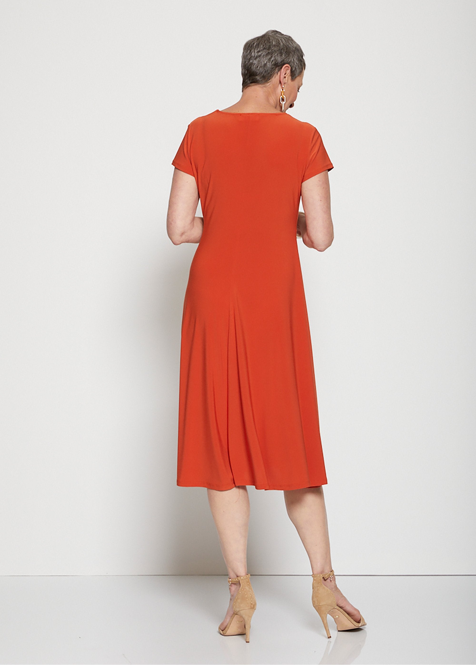 Short_dress_with_wrap-over_neckline_Brick_uni_DO1_slim