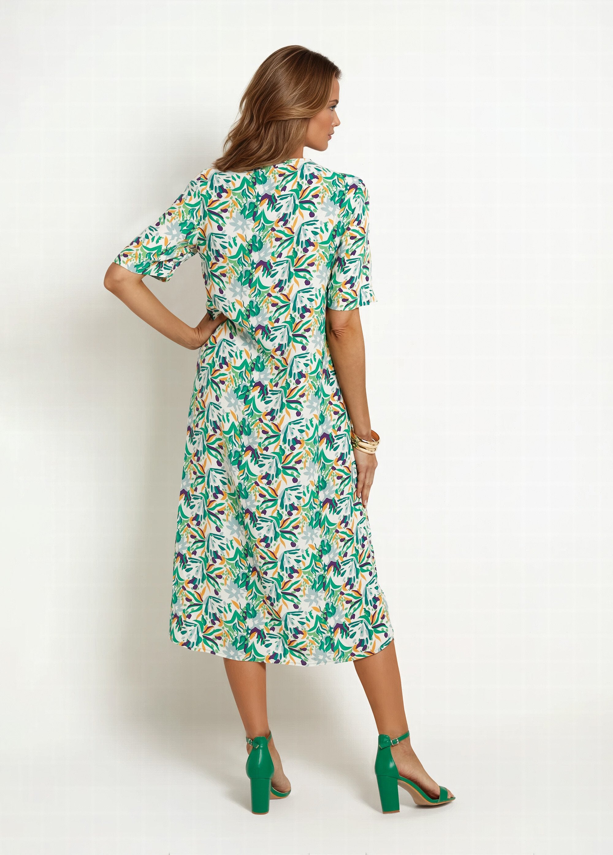 Long_printed_dress_with_V-neck_and_short_sleeves_Green_prints_DO1_slim