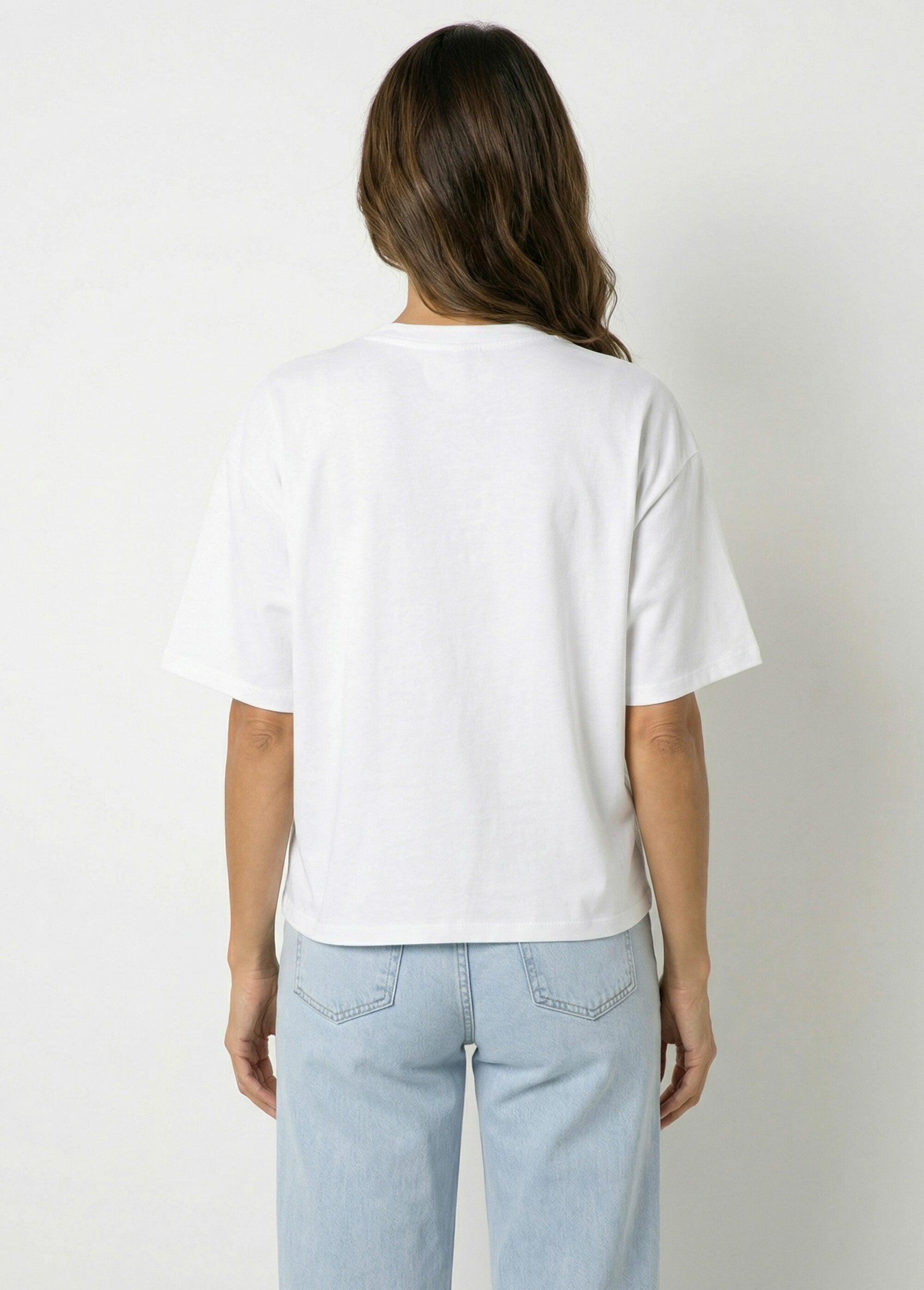 Loose_stretch_short-sleeved_T-shirt_White_DO1_slim