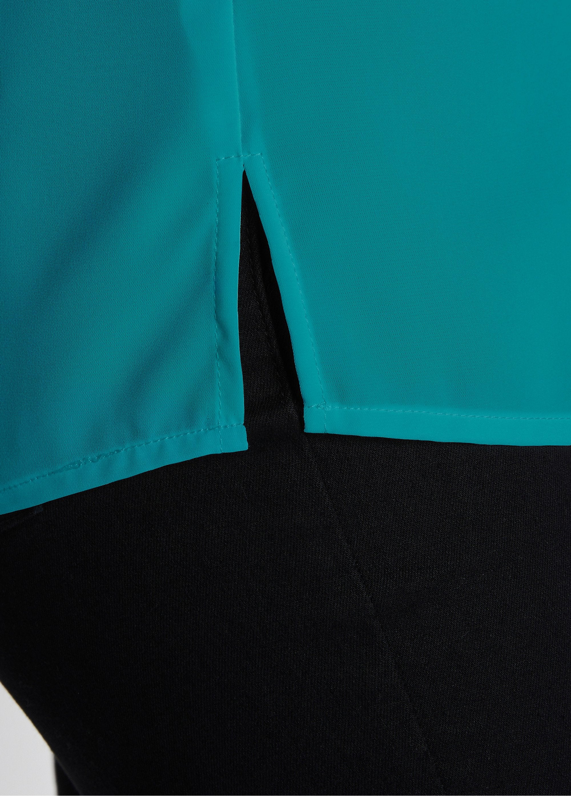 Buttoned_tunic_with_lavaliere_Emerald_DE3_slim