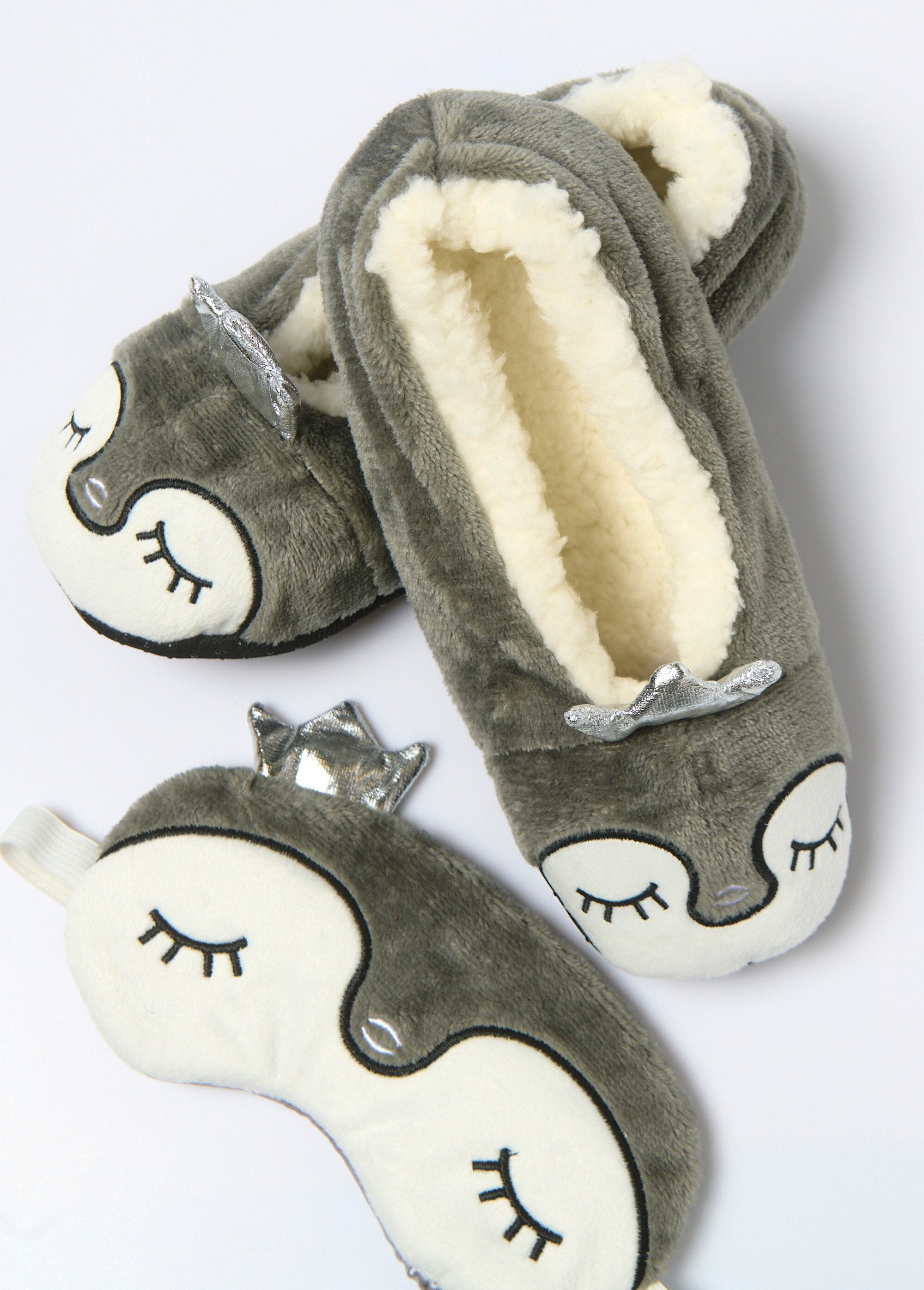 Chaussons_+_masque_sommeil_maille_peluche_Gris_OV1_slim