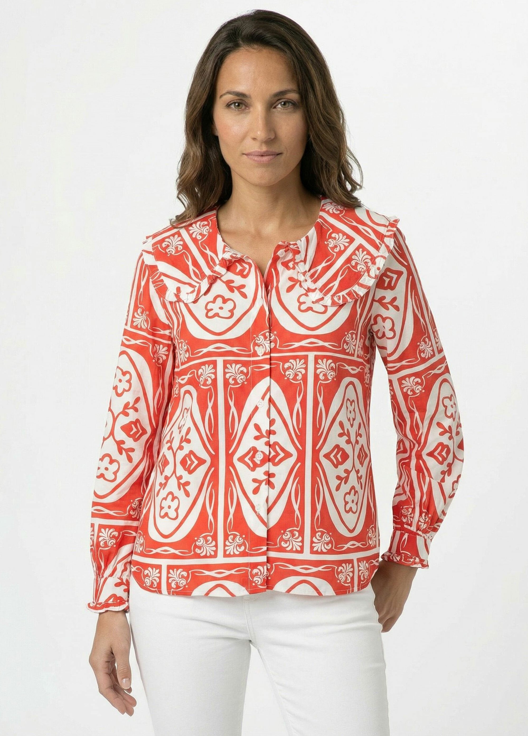 Peter_Pan_collar_blouse,_fancy_pattern_Red_prints_FA1_slim