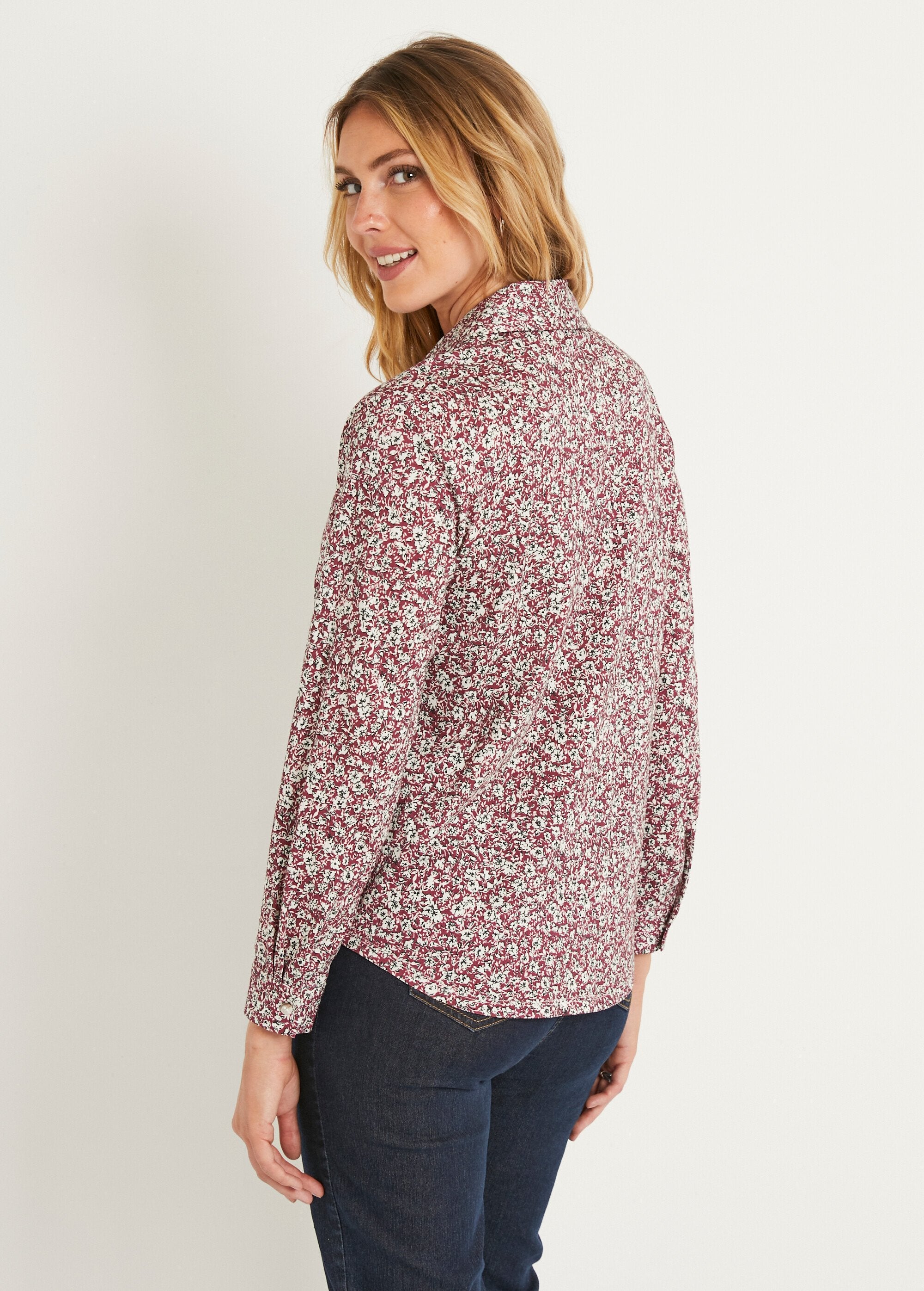 Straight_button-down_cotton_blouse_Bordeaux_DO1_slim