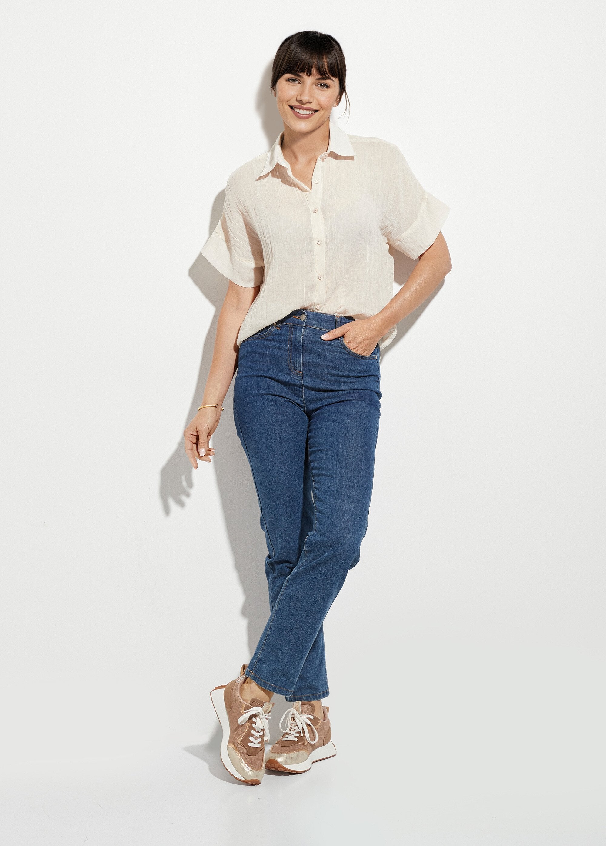 Short-sleeved_wrinkled_voile_blouse_Beige_SF1_slim