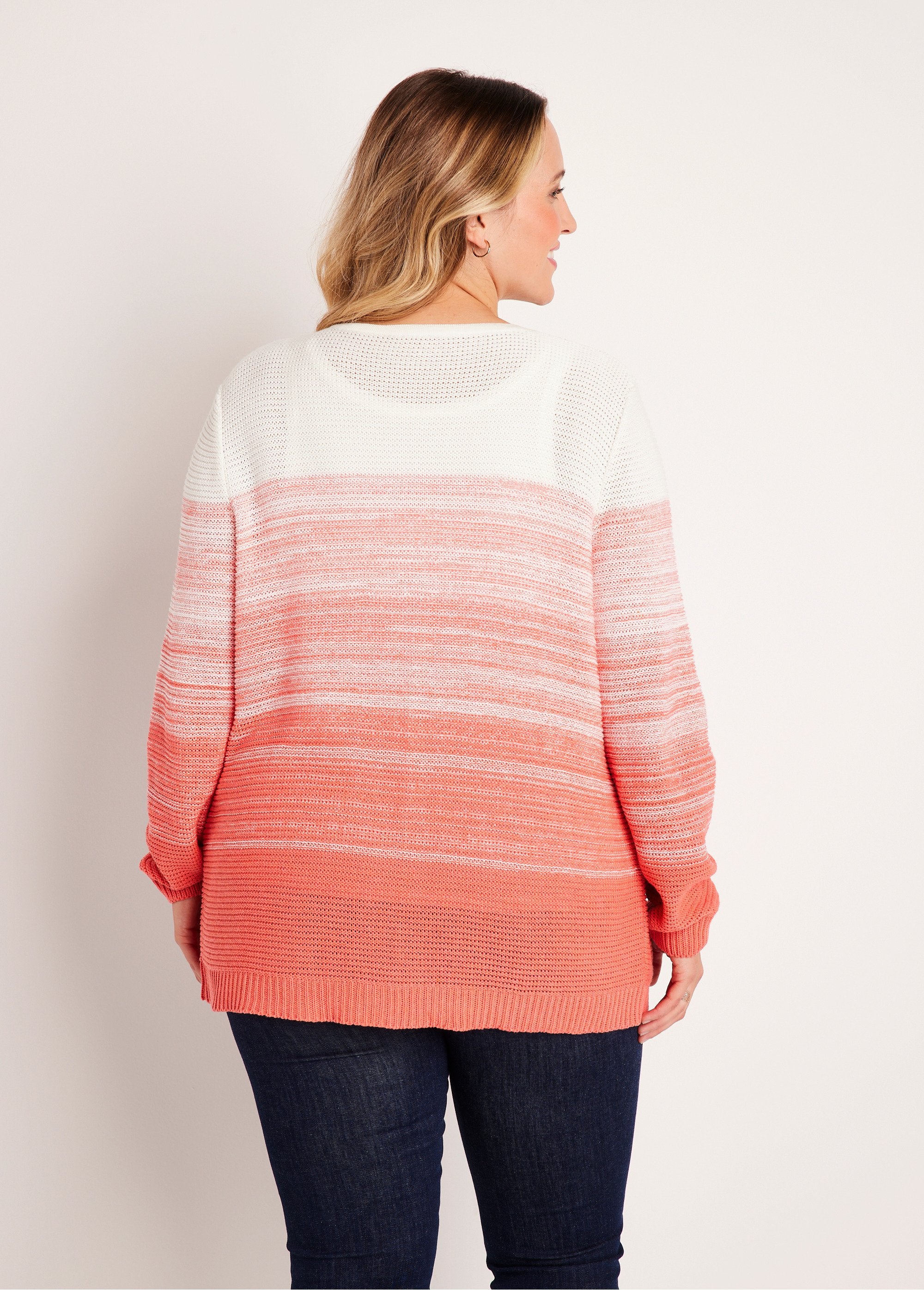 Long_buttoned_V-neck_cotton_cardigan_White_and_coral_DO1_curvy