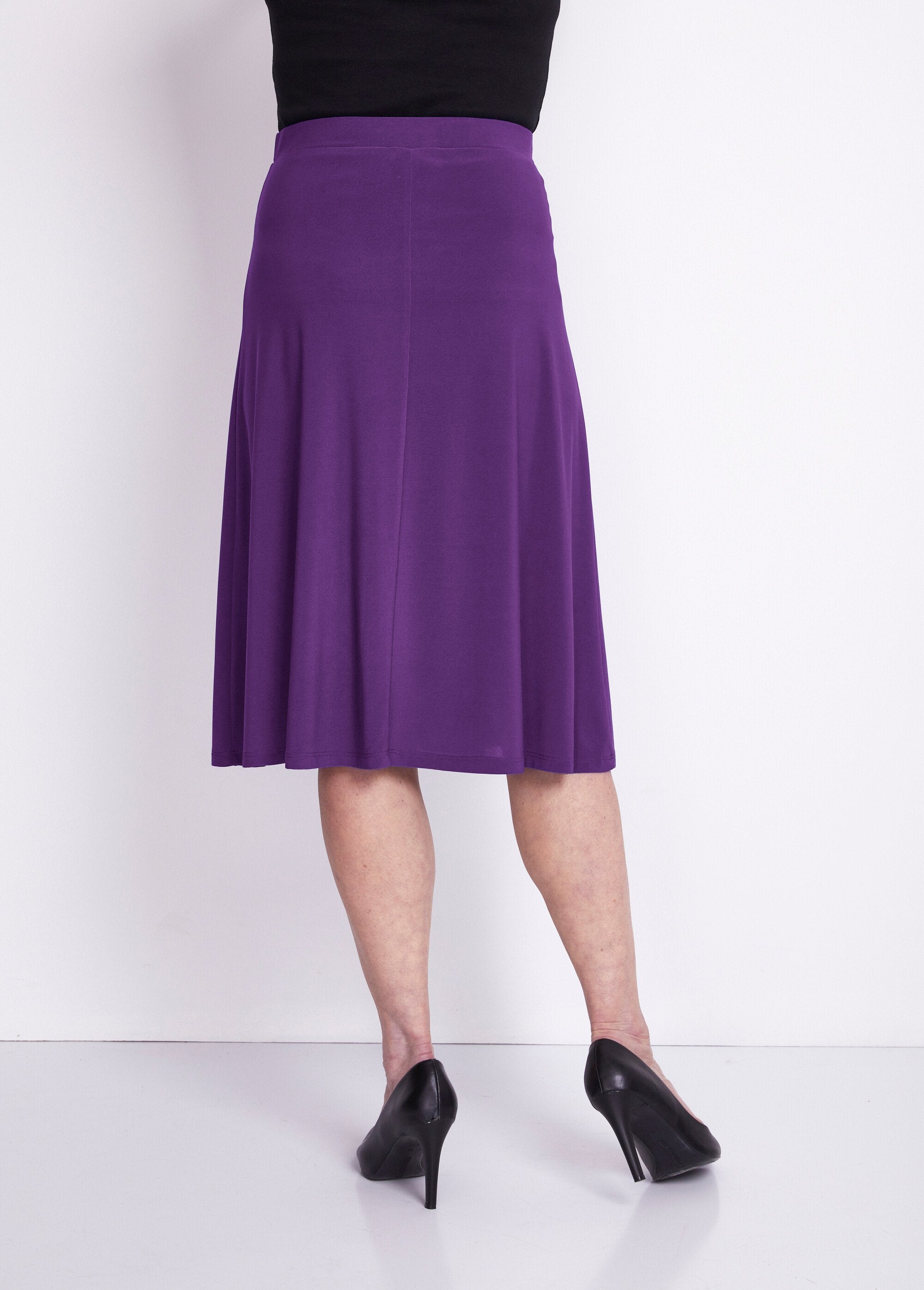 Mid-length_plain_knit_flared_skirt_with_bridge_Purple_DO1_slim