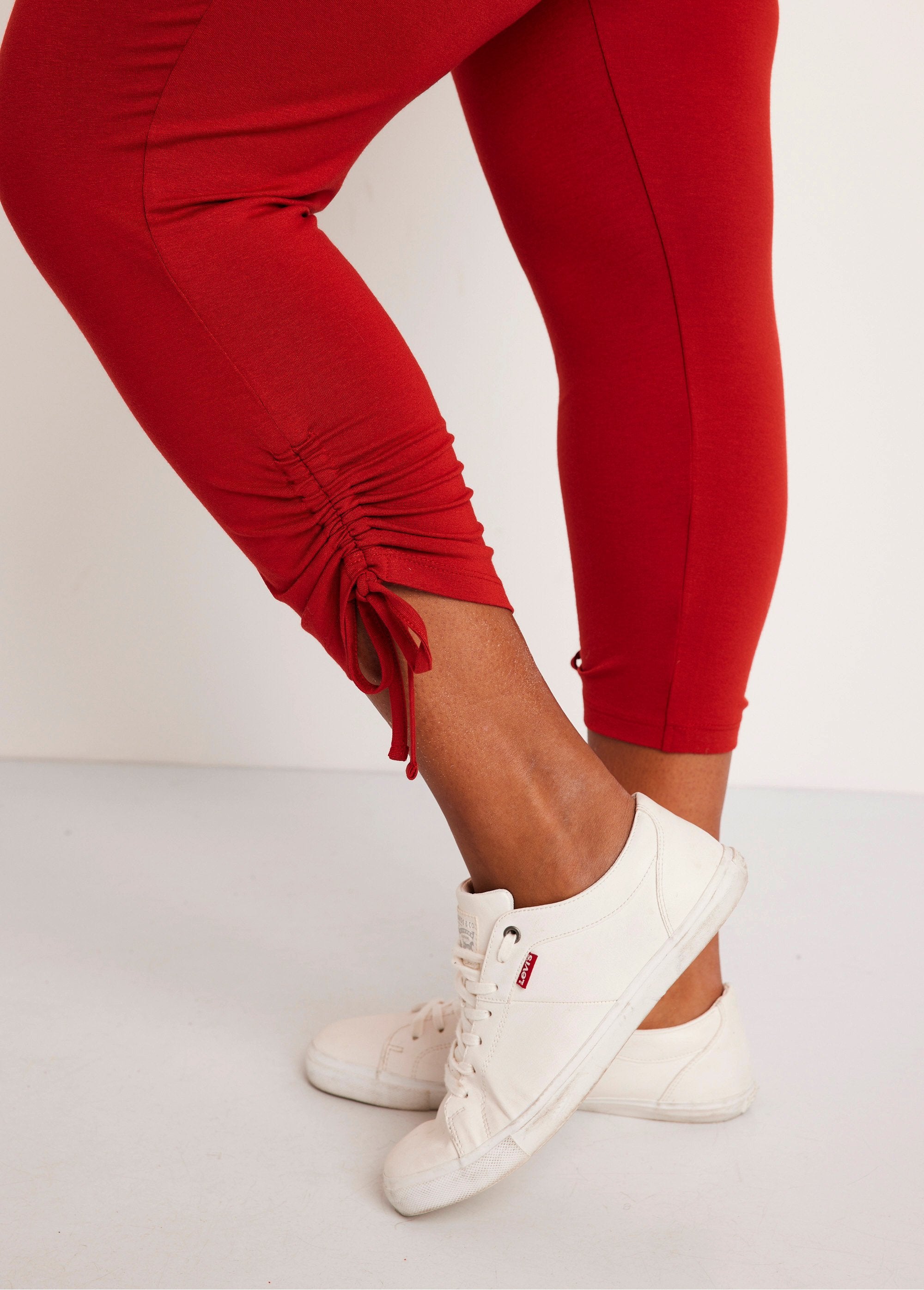 Short_leggings_with_elasticated_waistband_Plain_paprika_DE1_curvy