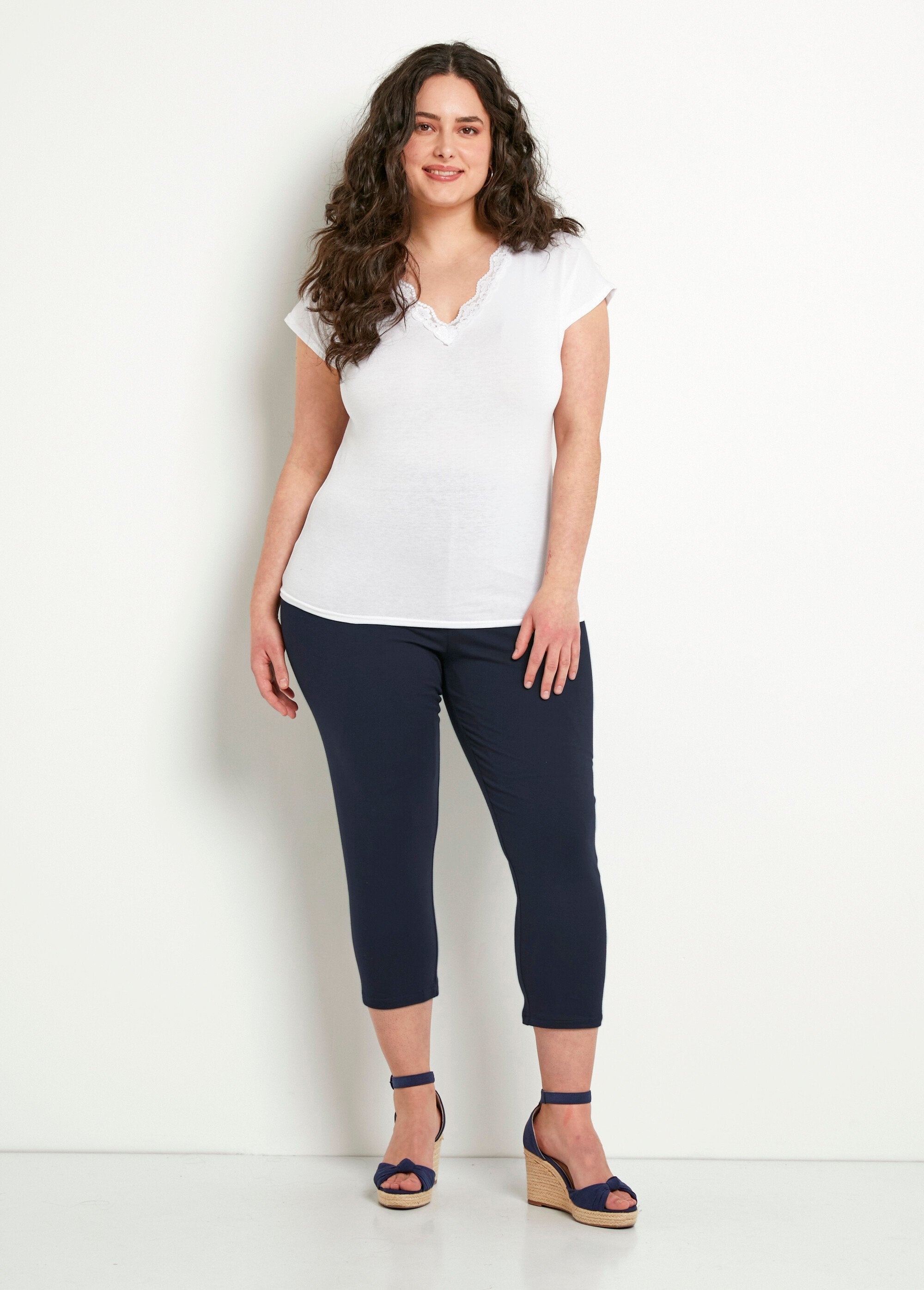 Short_leggings_with_elasticated_waistband_in_cotton_Plain_navy_SF1_curvy