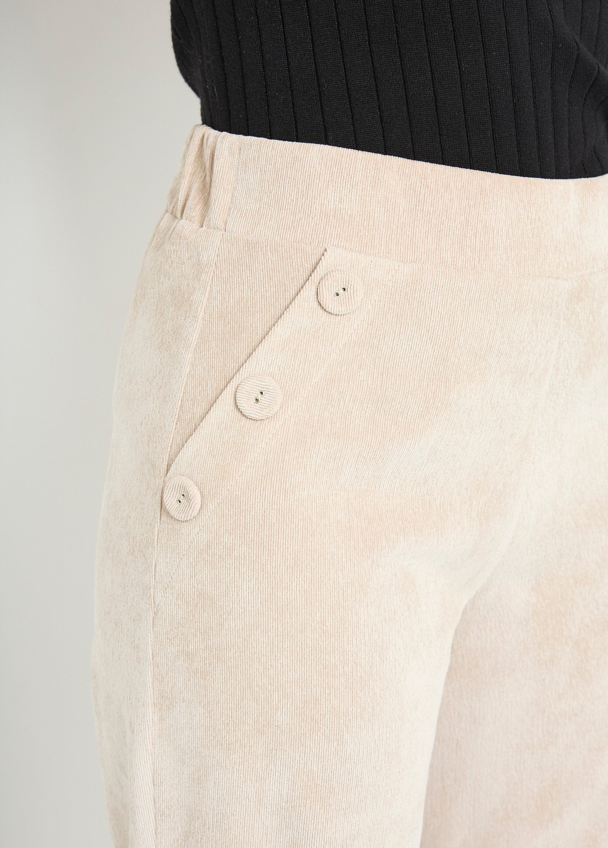 Wide-leg_corduroy_trousers_with_a_semi-elasticated_waistband_Ecru_DE1_slim