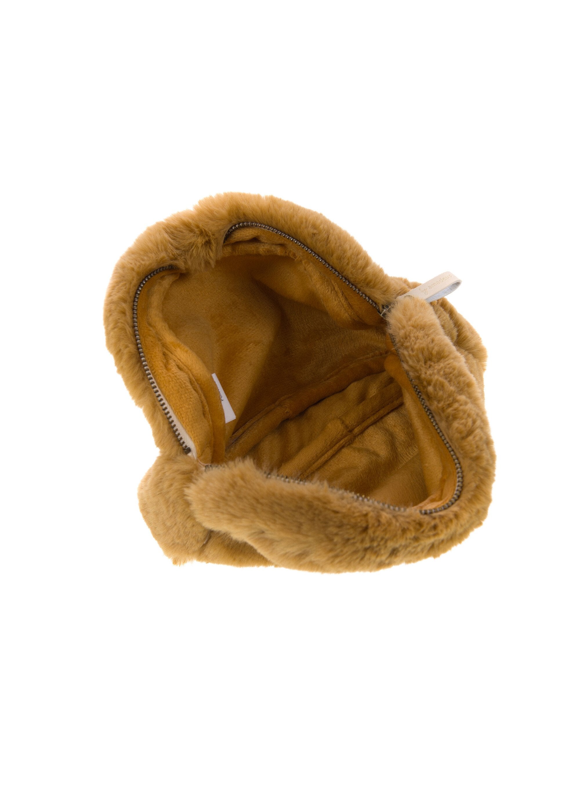 Faux_fur_zipped_pouch,_camel_DE2_slim