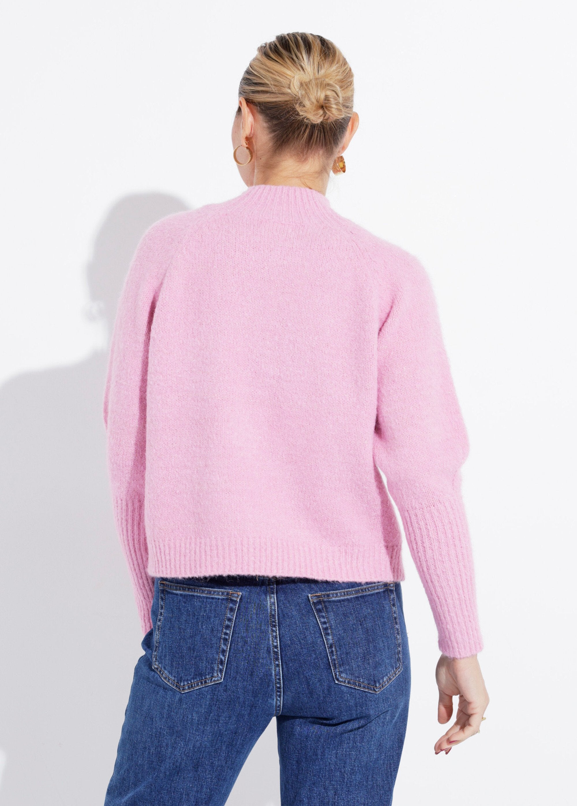 Pull_col_montant_en_maille_brillante_Rose_DO1_slim