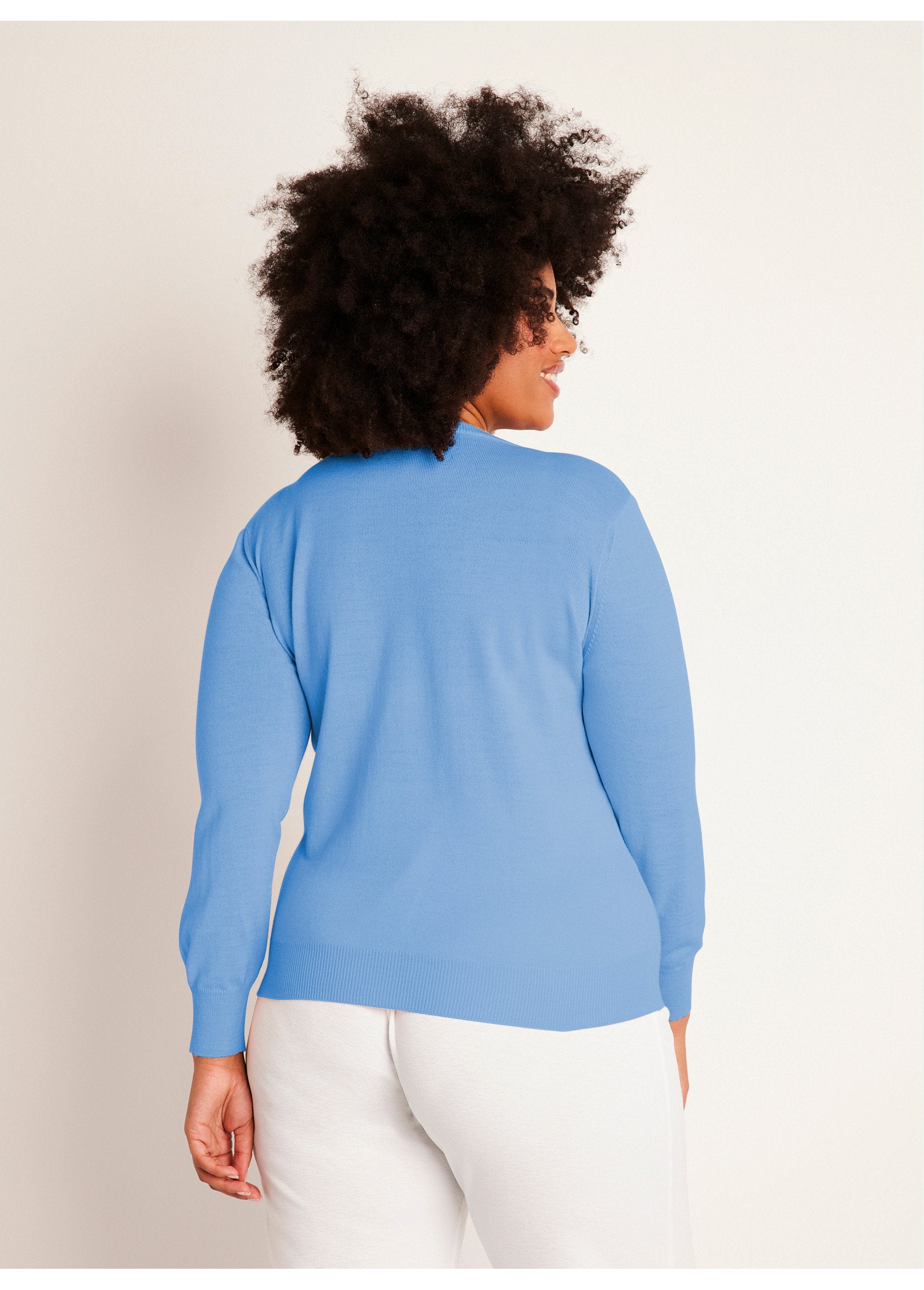 Round_neck_long_sleeve_merino_wool_sweater_Cloud_blue_DO1_curvy