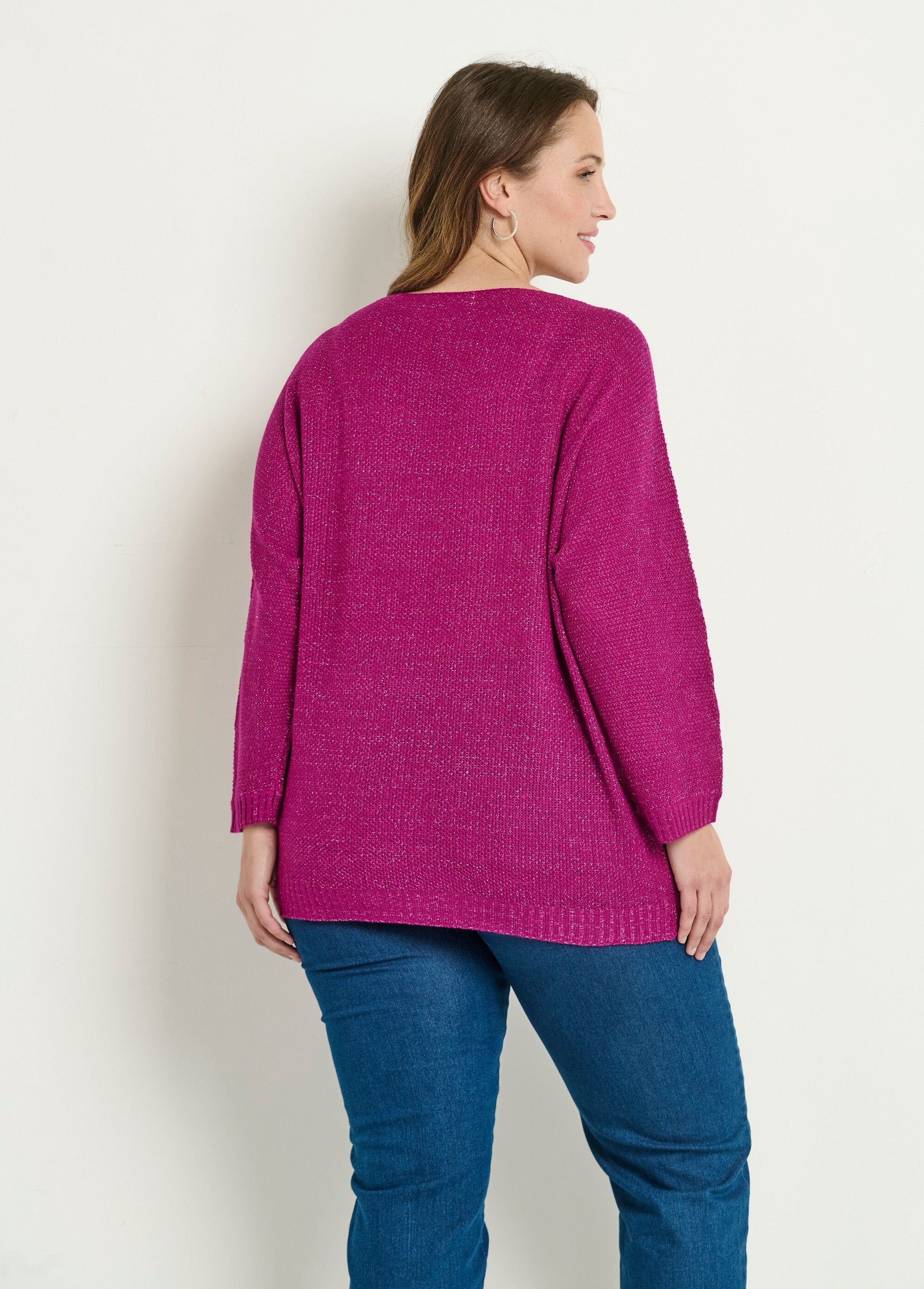 V-neck_sweater_with_metallic_fancy_knit_Fuchsia_DO1_curvy