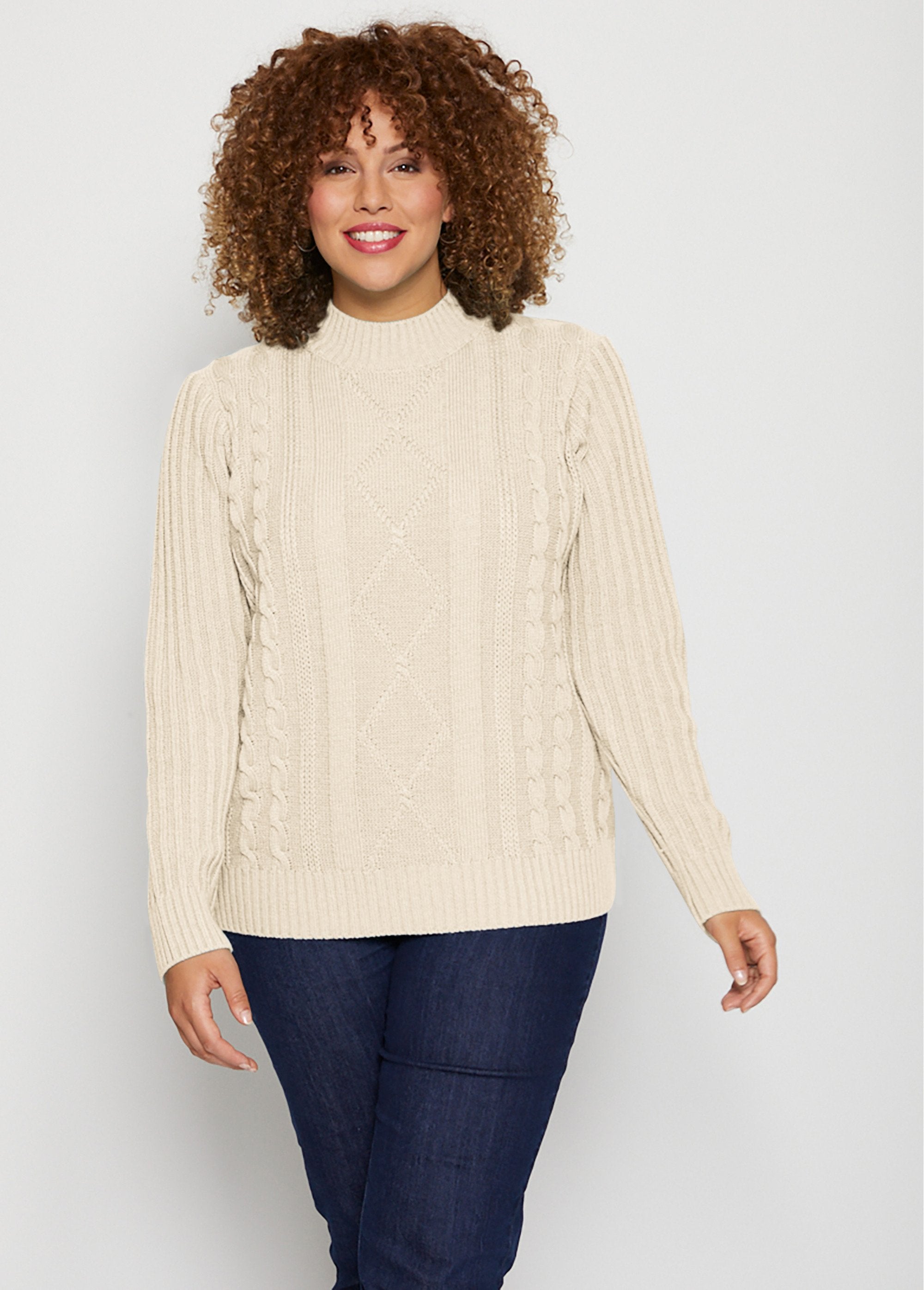 Warm_Irish_style_sweater_with_high_collar_Ecru_FA1_curvy