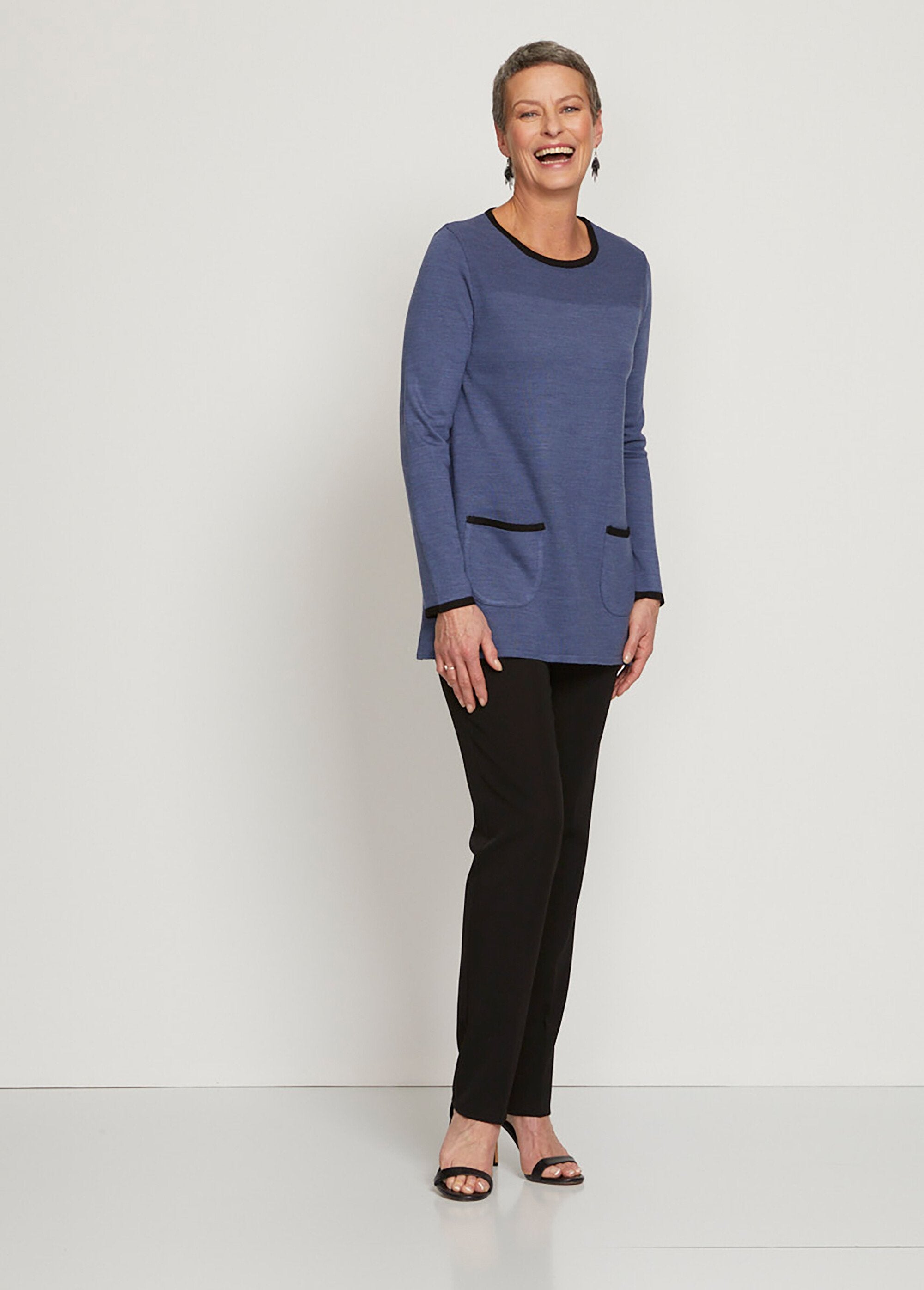 Plain_tunic_sweater_Blue_SF1_slim