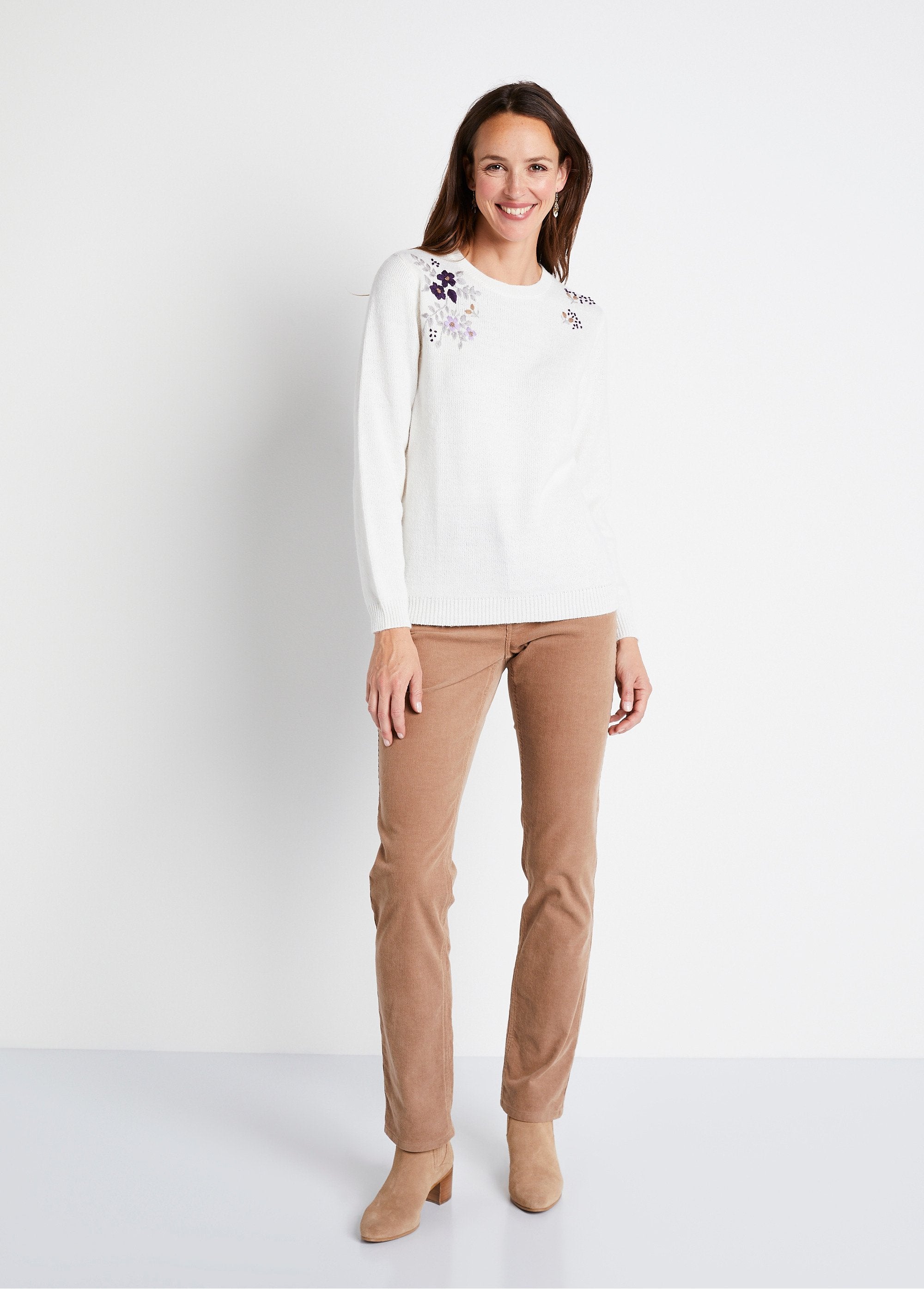 Soft_plain_embroidered_round_neck_long_sleeve_sweater_Ecru_SF1_slim