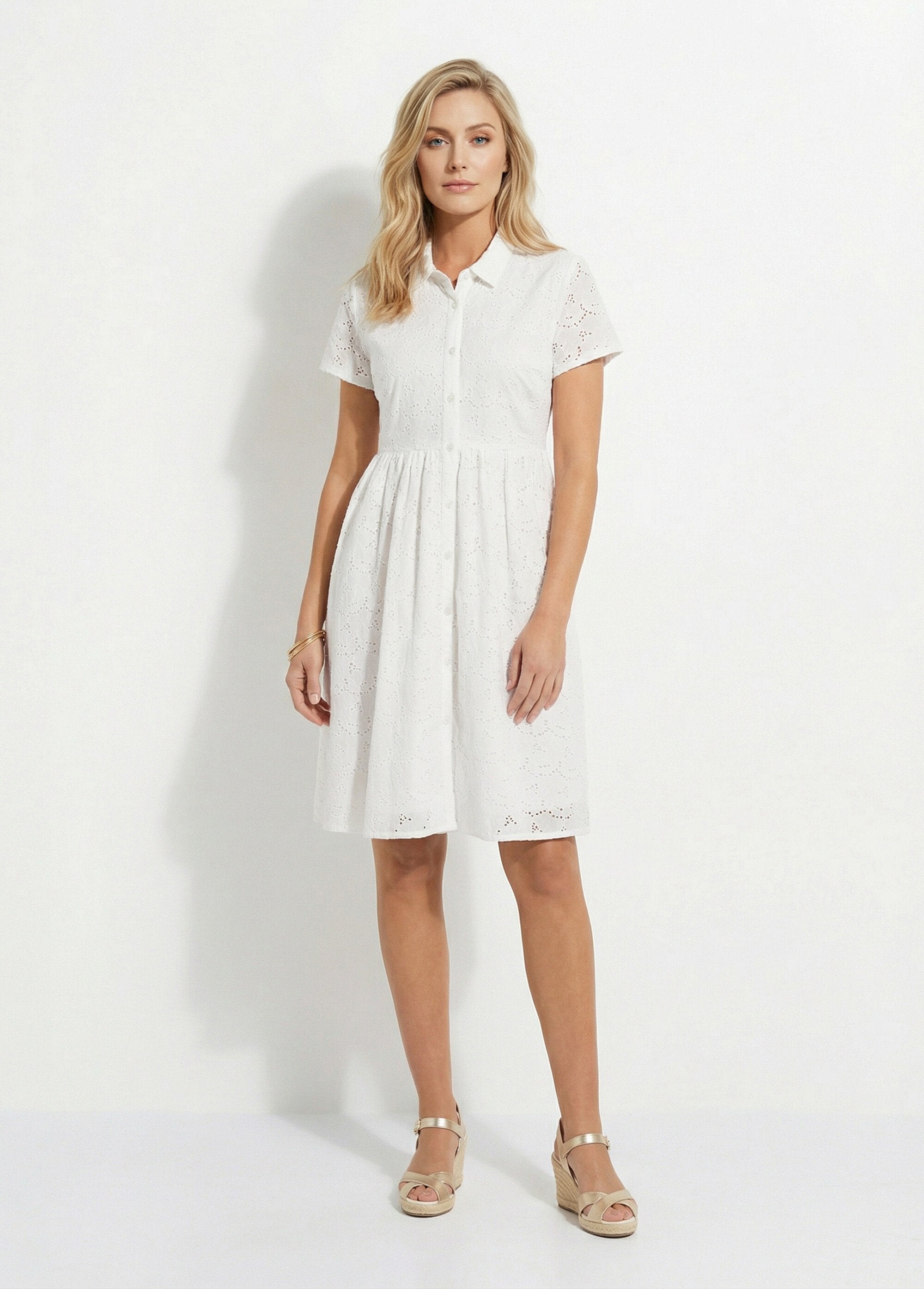 Robe-chemisier_courte_en_broderie_anglaise_Blanc_FA1_slim