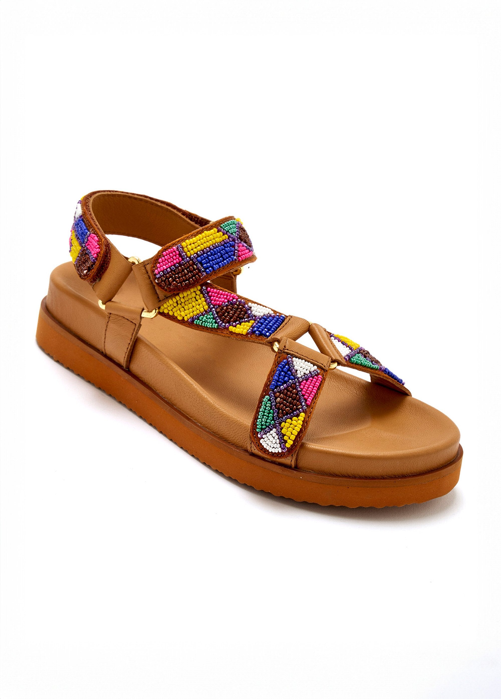 Ergonomic_sole_sandals_with_pearl_straps_Brown_FA1_slim