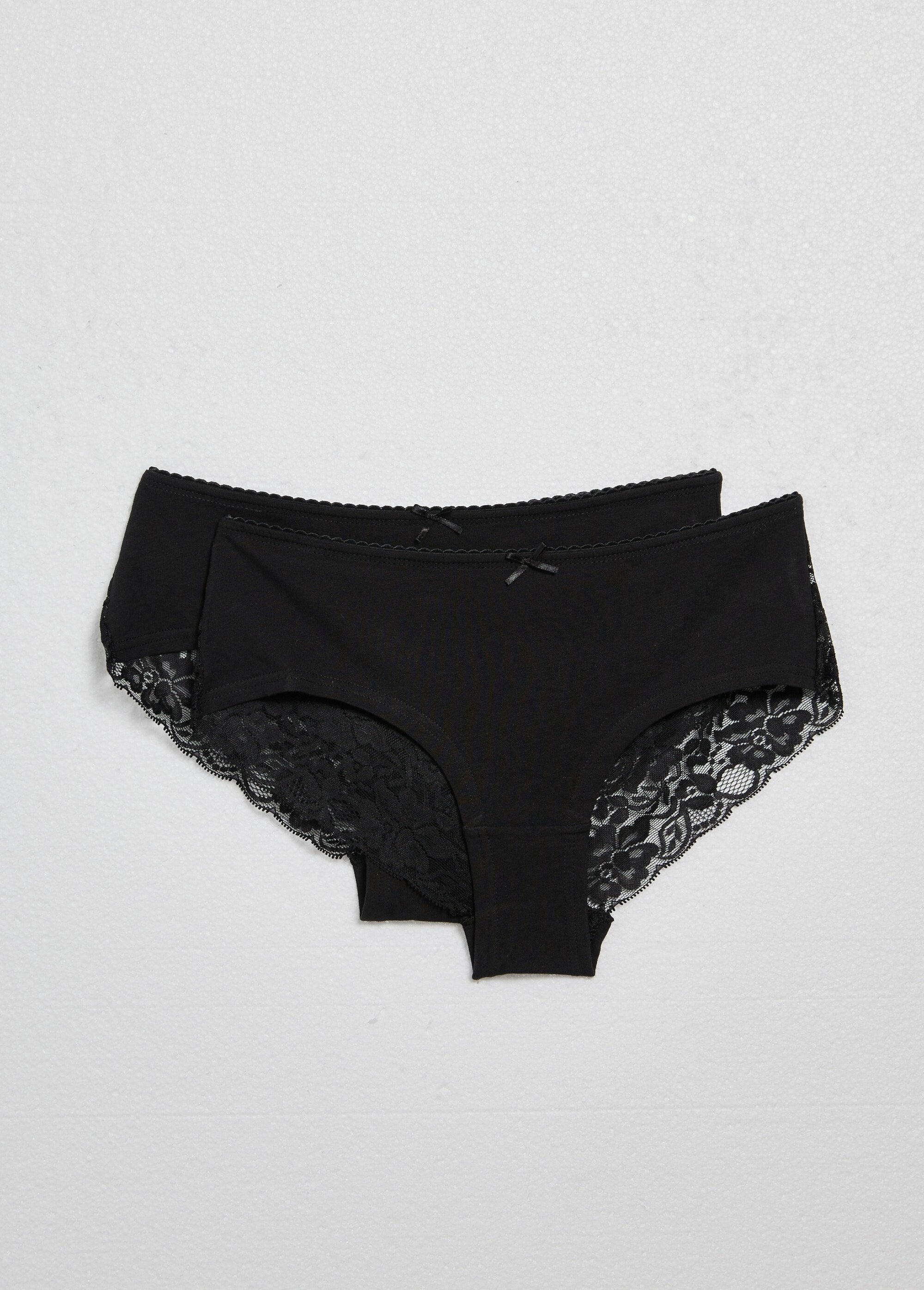 Shortys_dos_détail_dentelle_Noir_FA1_slim