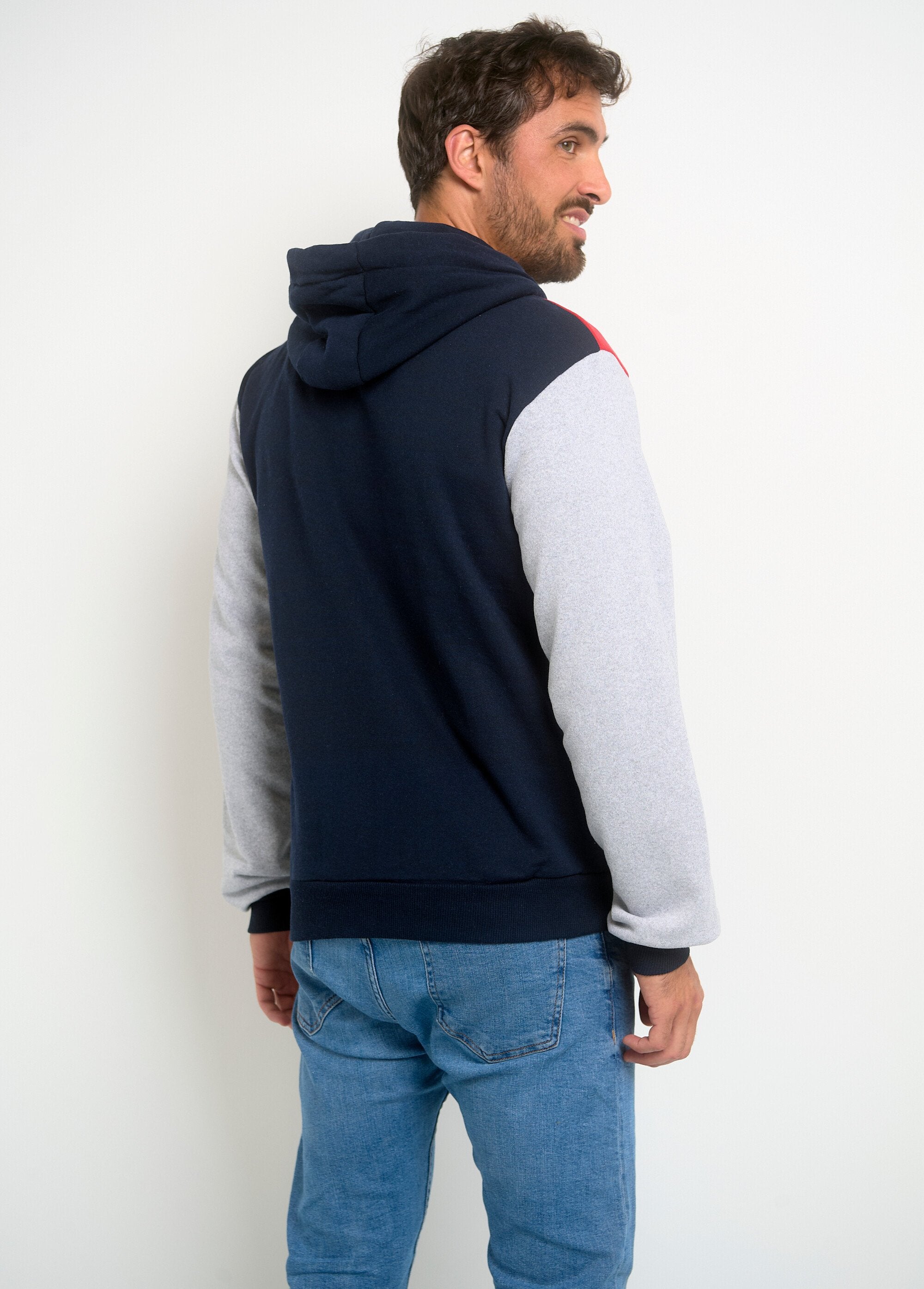 Hooded_sweatshirt_with_zipped_pockets_and_logo_Grey_mix_DO1_slim