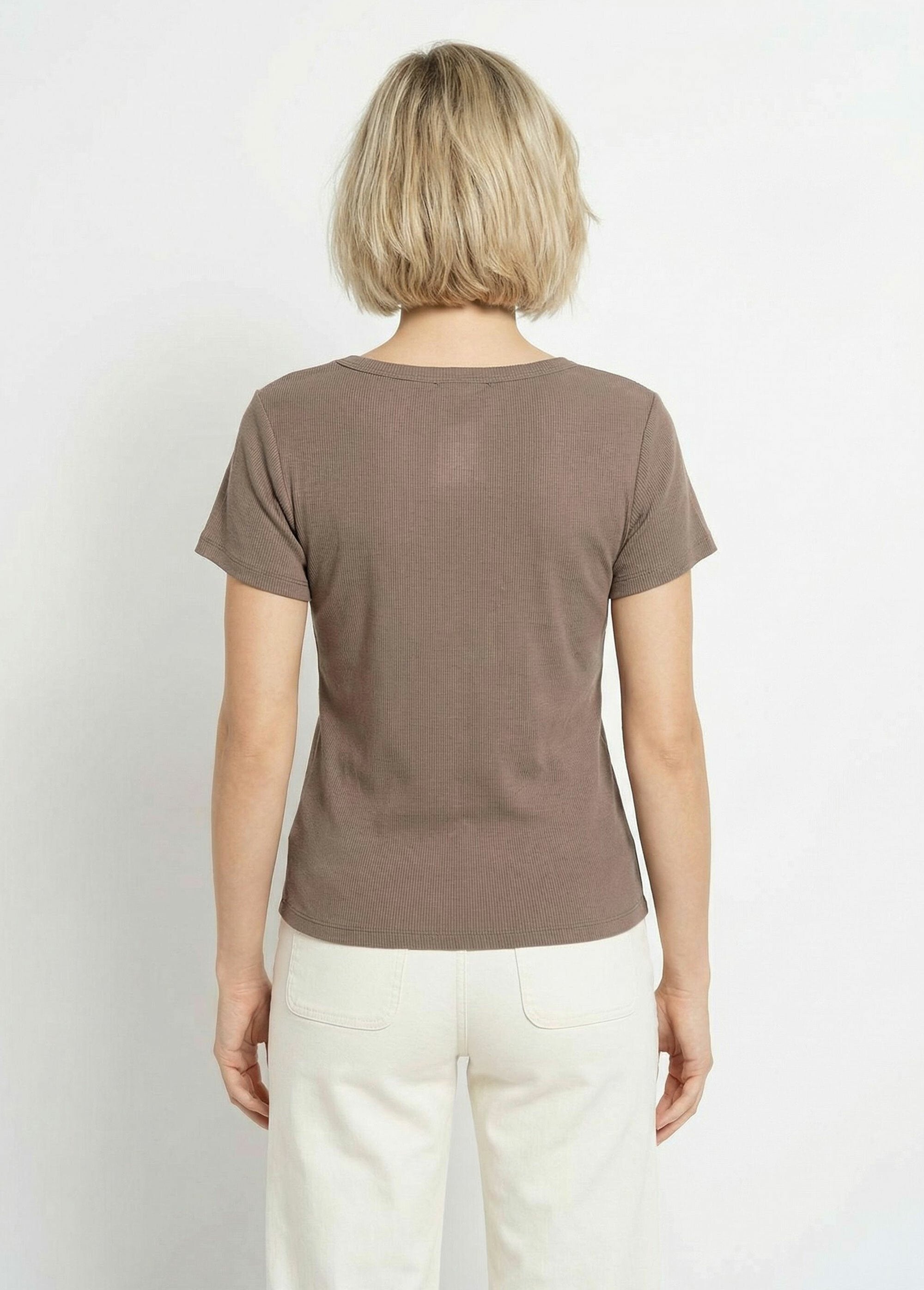 Ribbed_jersey_V-neck_T-shirt,_Essential_Mole_DO1_slim