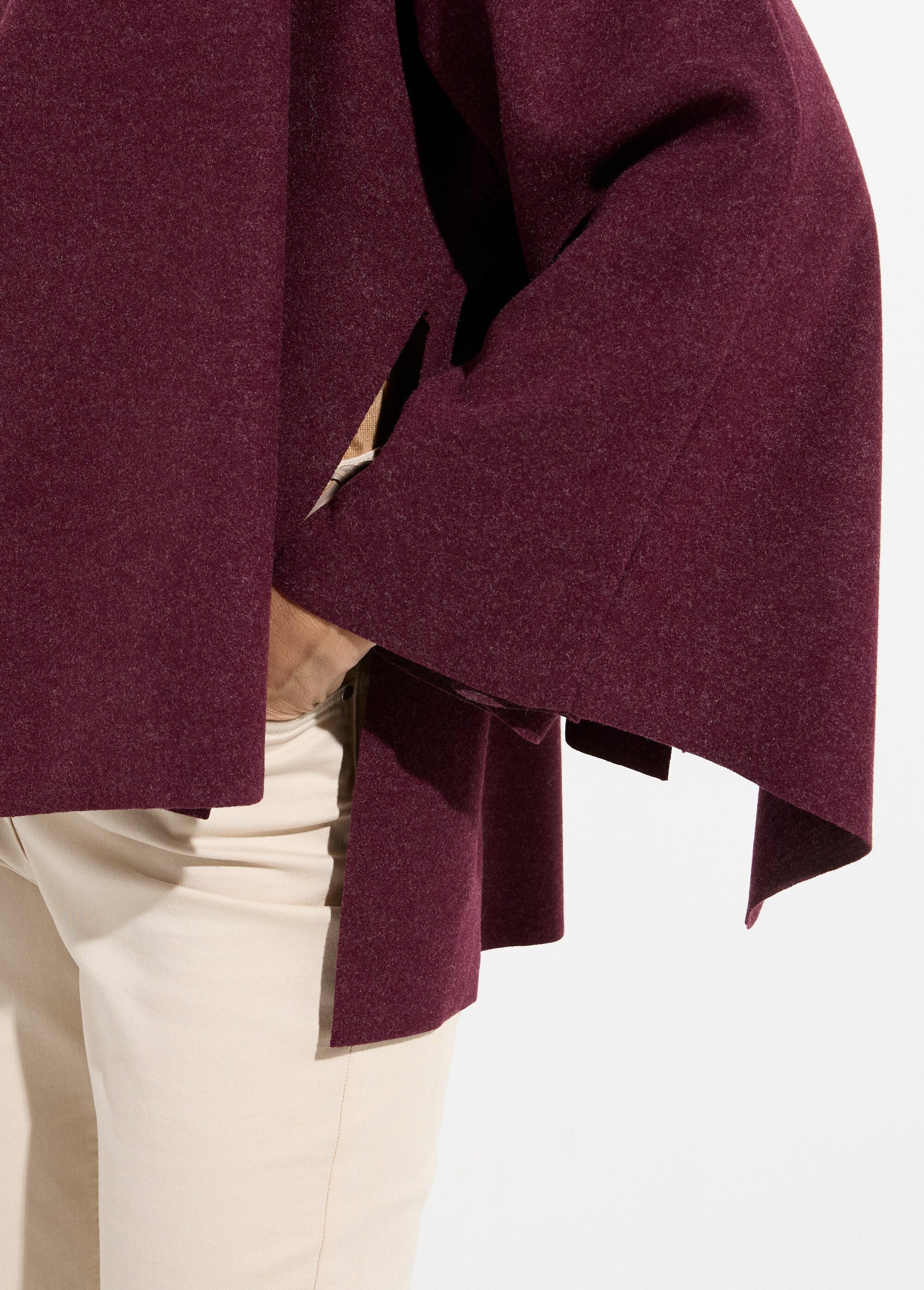 Veste_bouton_bijou_métal_et_écharpe_Bordeaux_DE2_slim