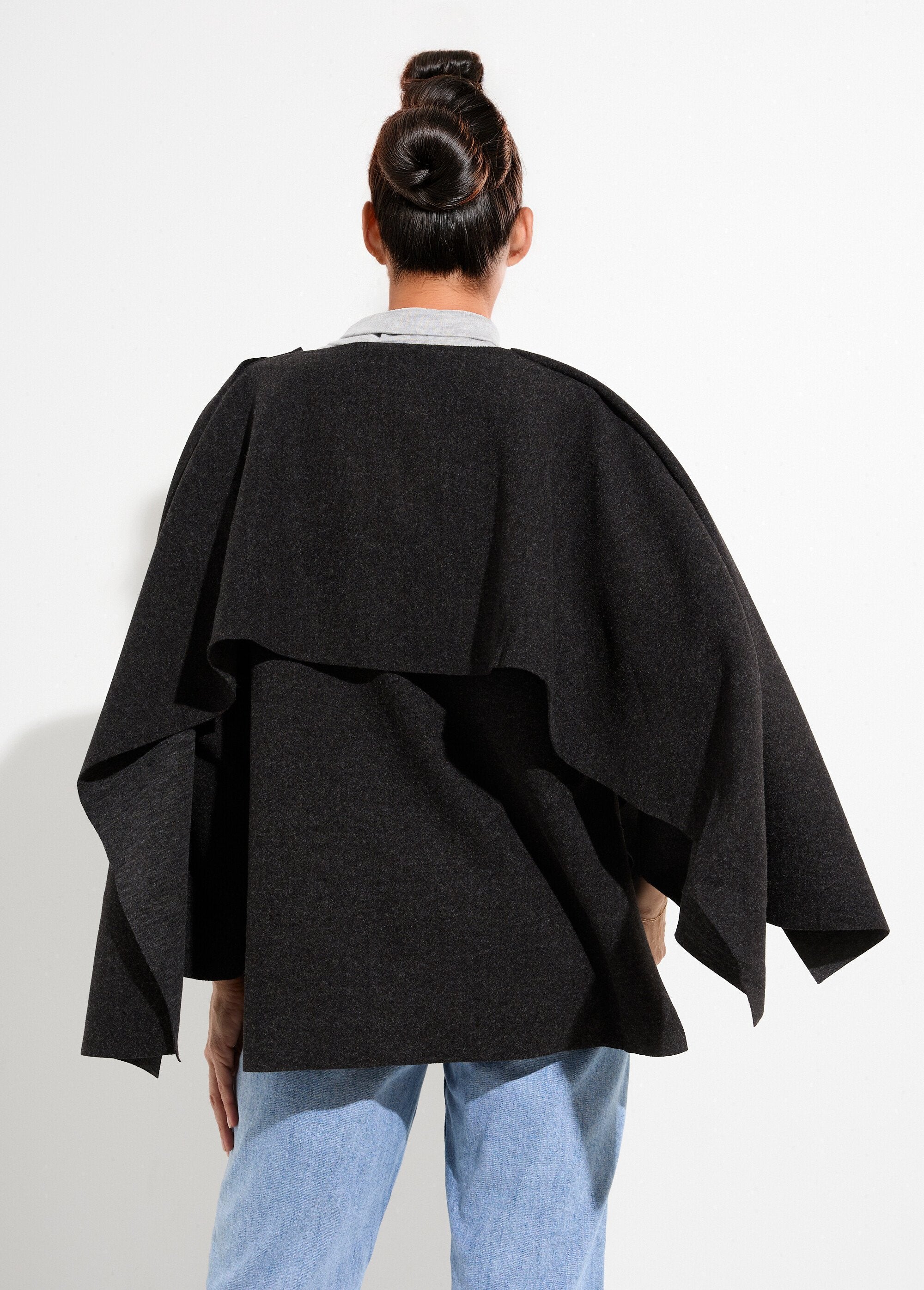 Veste_bouton_bijou_métal_et_écharpe_Noir_DO1_slim