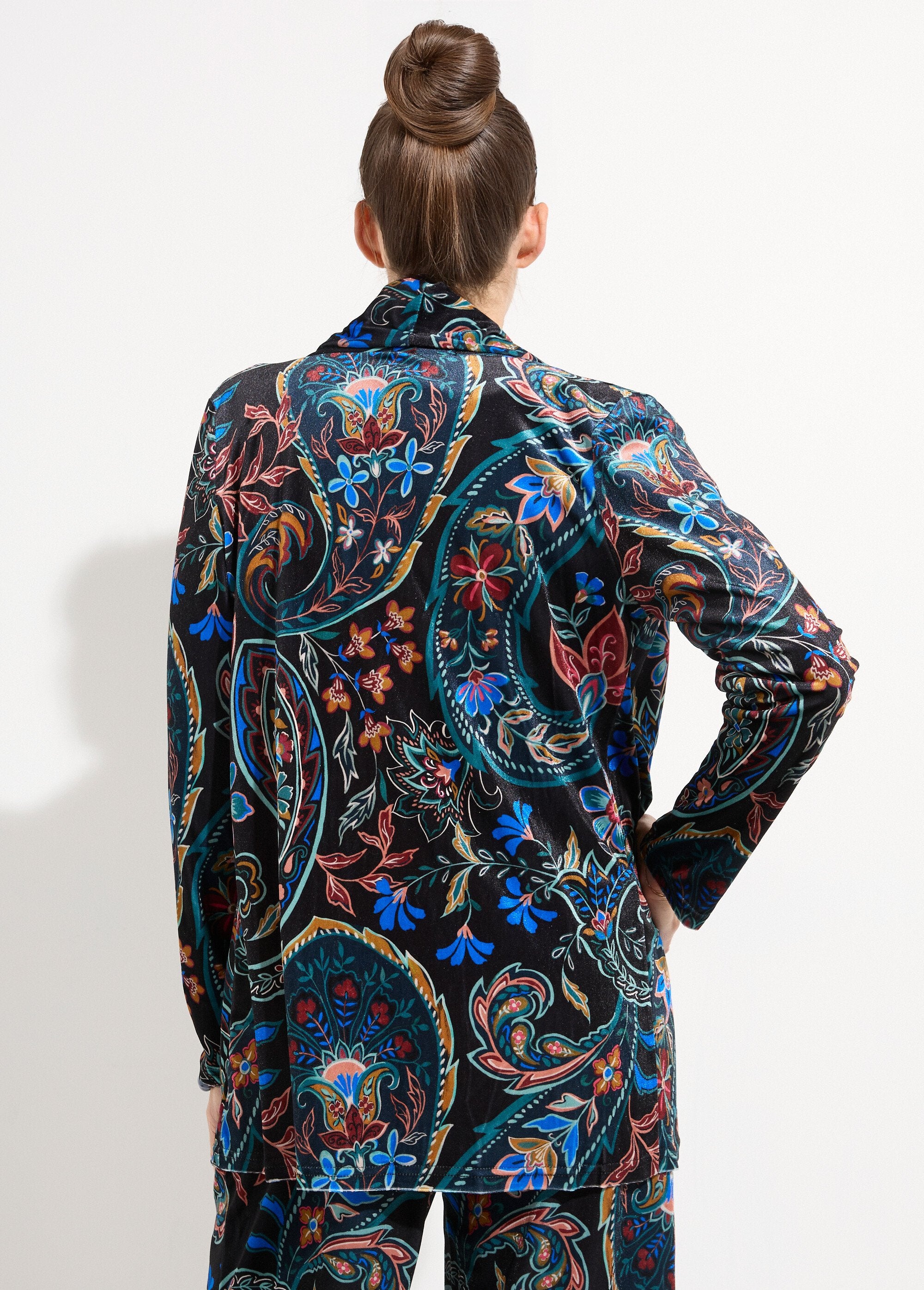 Veste_en_velours,_imprimé_cachemire_Noir_imprime_DO1_slim
