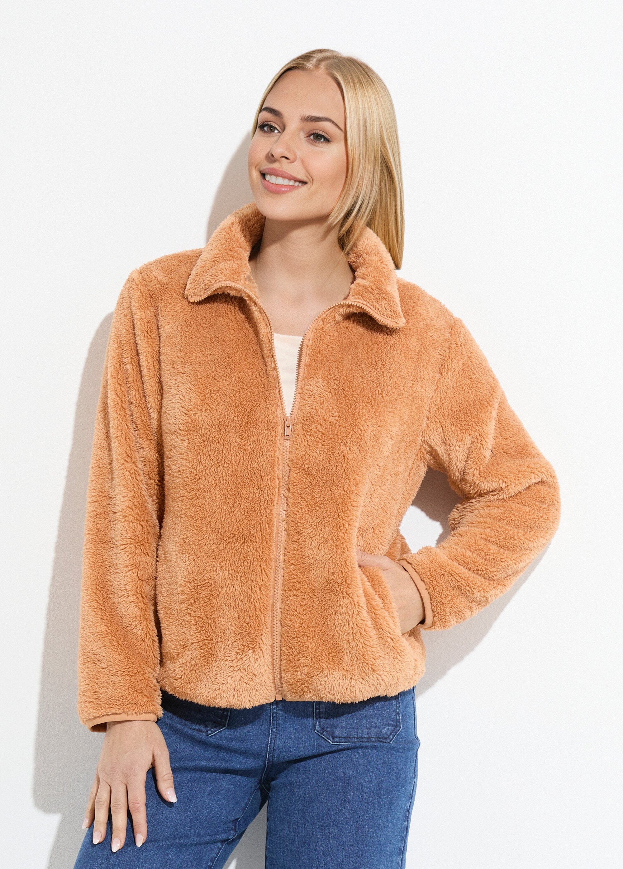 Veste_fausse_fourrure_col_montant_manches_longues_Chamois_FA1_slim