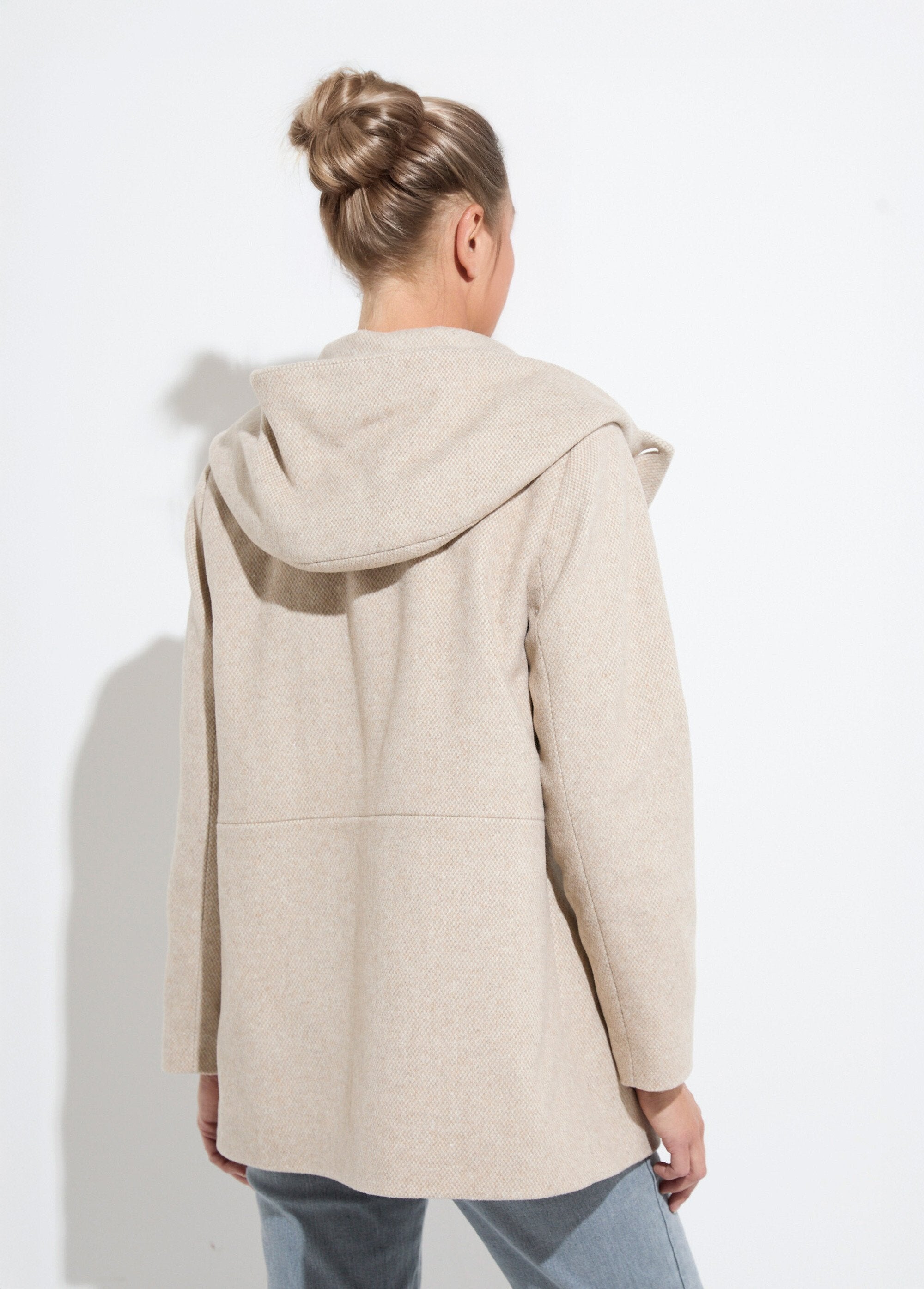 Veste_manteau_lainage_tweed_double_boutonnage_capuche_Beige_DO1_slim