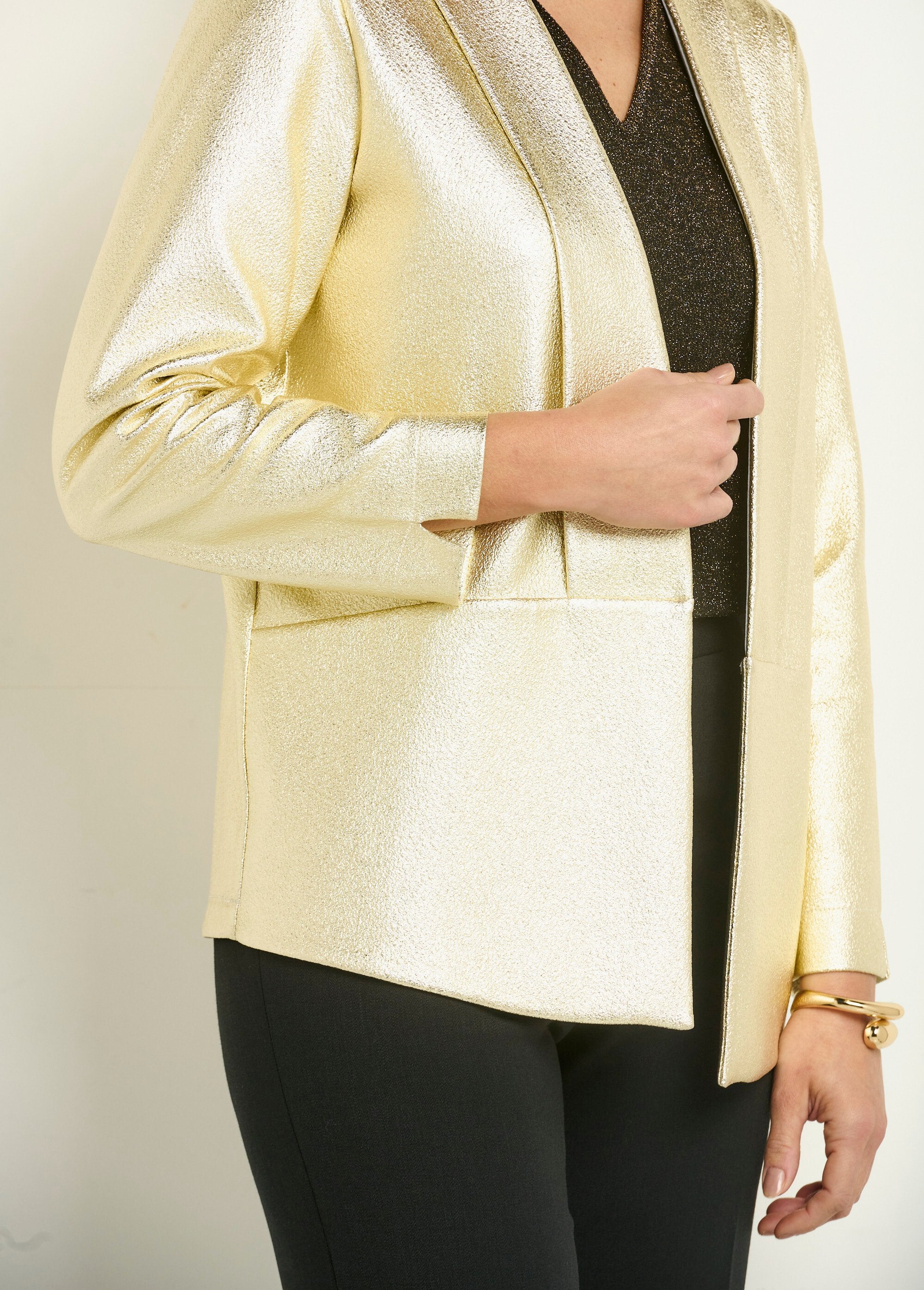 Metallic_edge-to-edge_blazer_jacket_Golden_DE2_slim